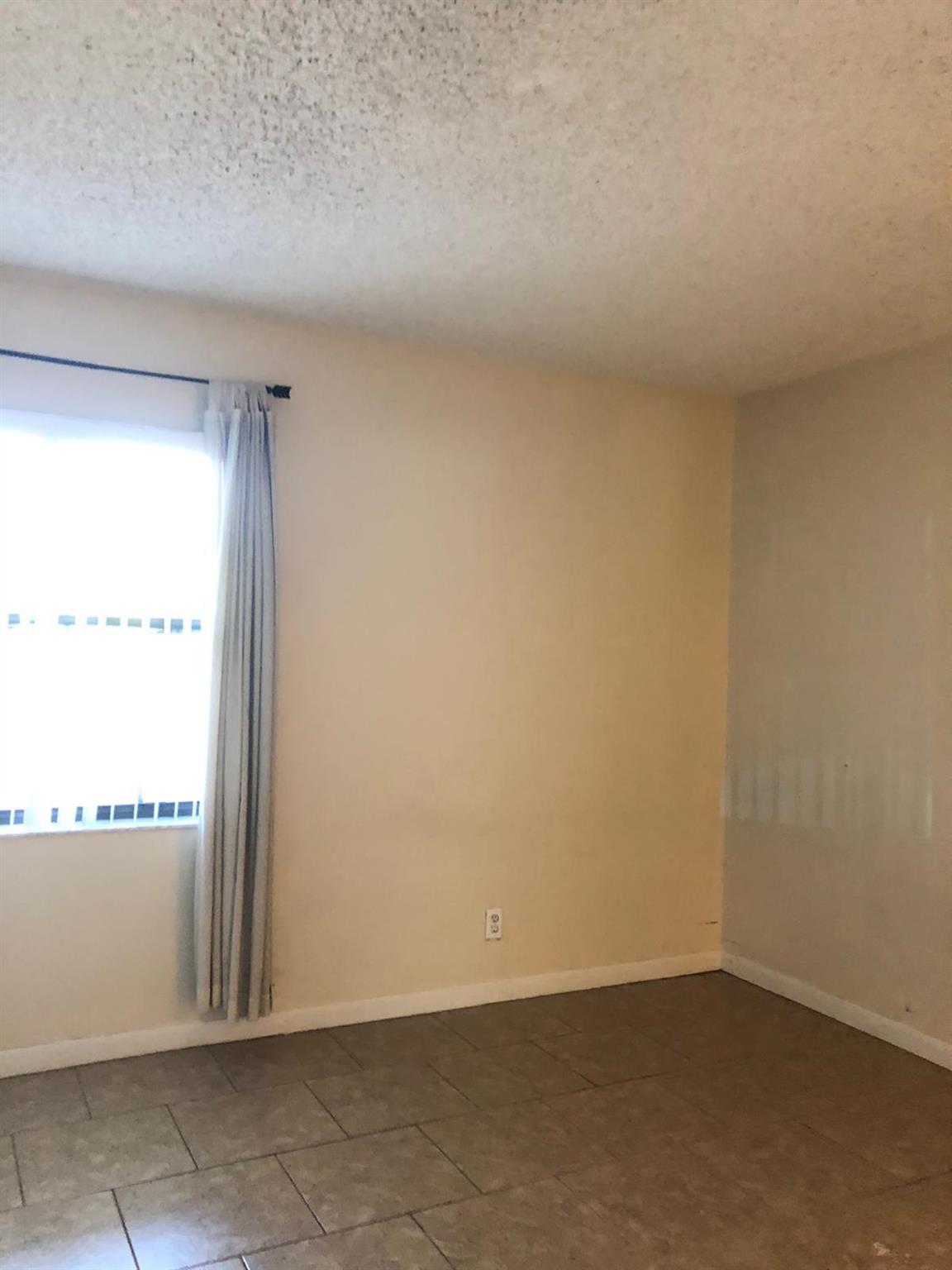 4205 S 57th Avenue B