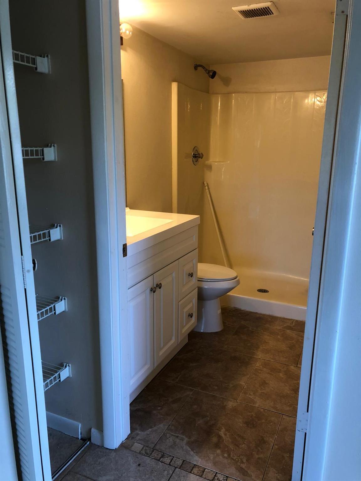 4205 S 57th Avenue B