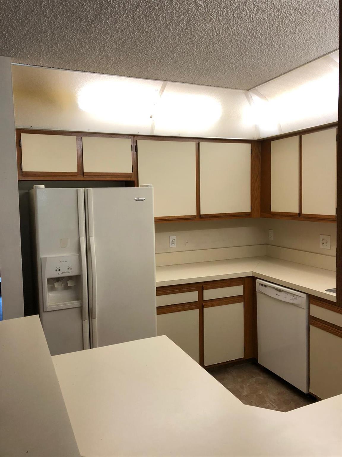 4205 S 57th Avenue B