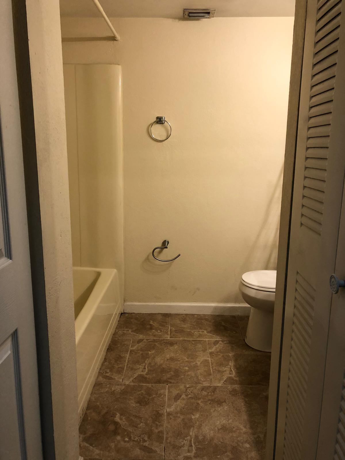 4205 S 57th Avenue B