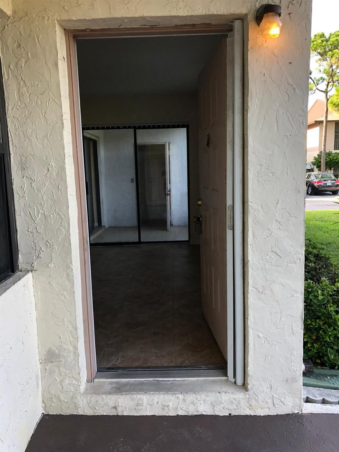 4205 S 57th Avenue B