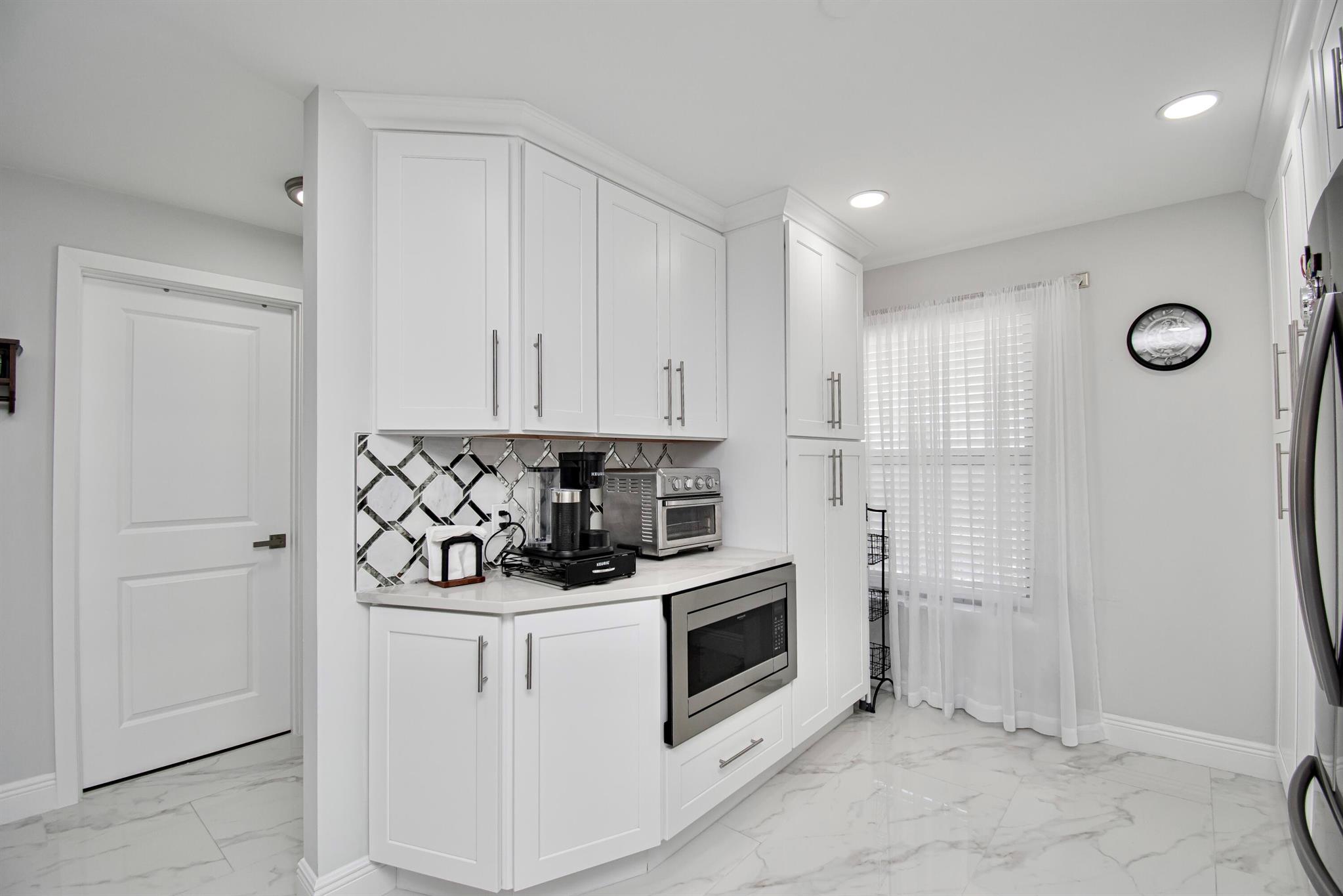 1629 Riverview Road 420