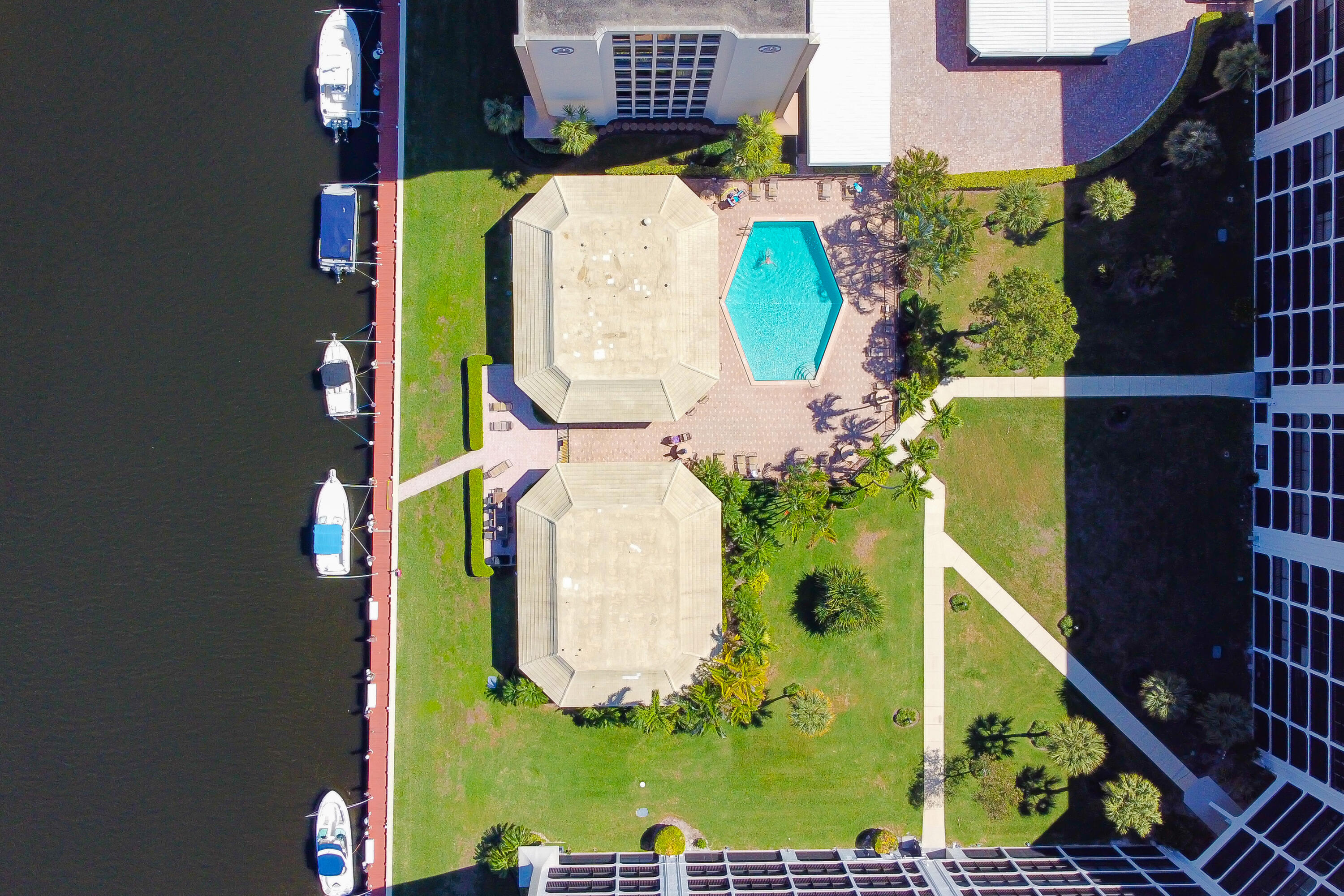 1629 Riverview Road 420