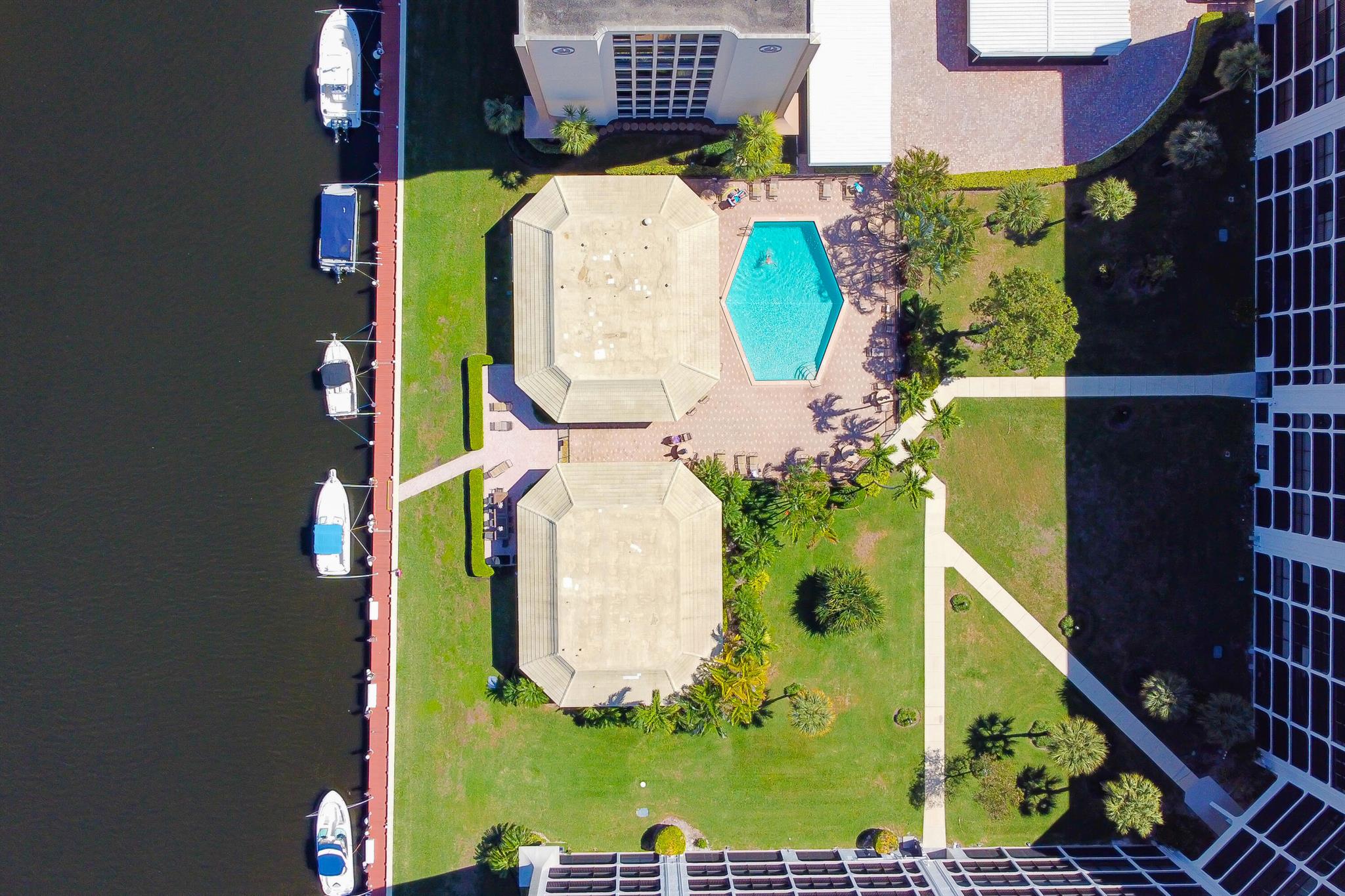 1629 Riverview Road 420