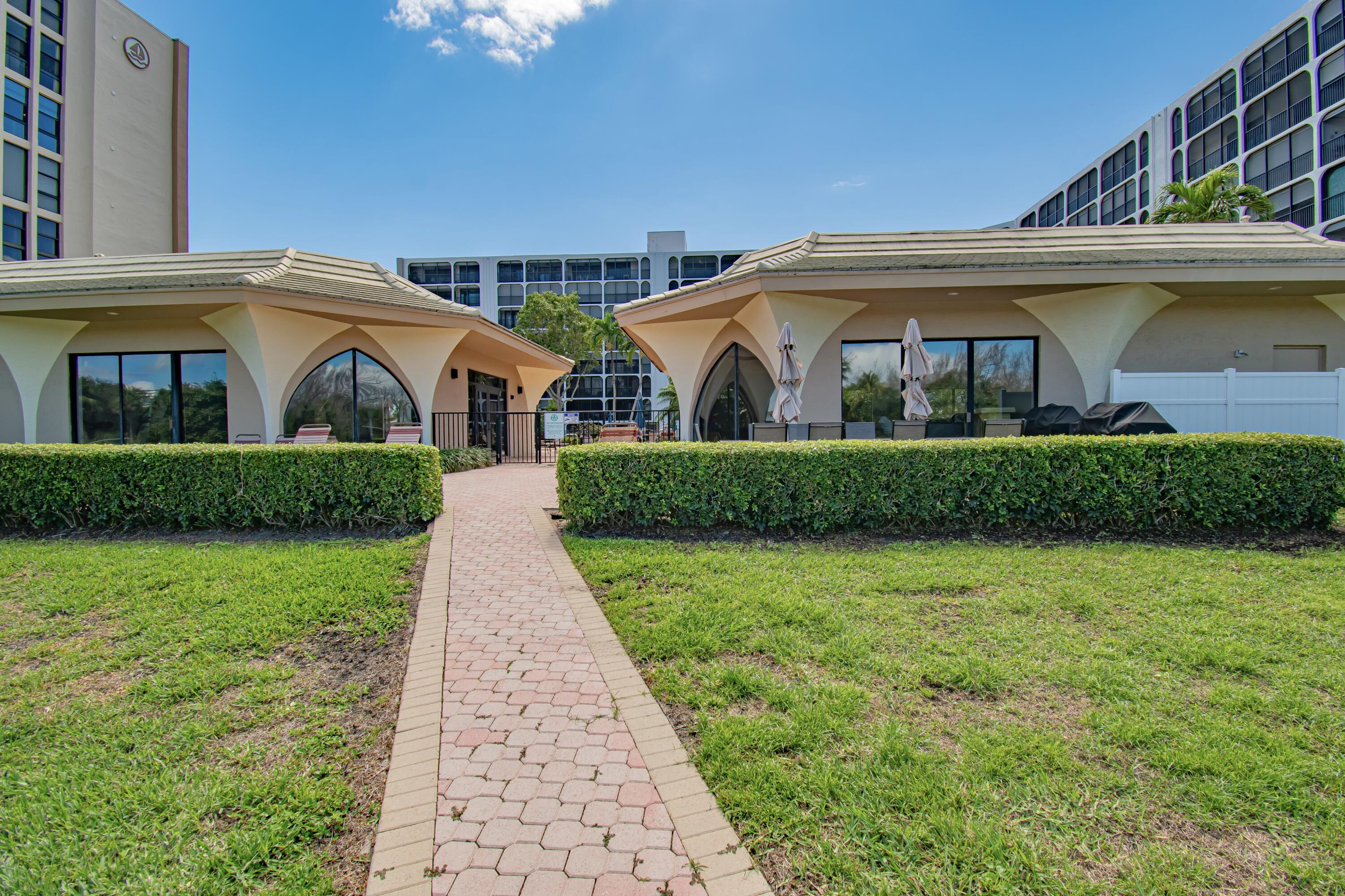 1629 Riverview Road 420