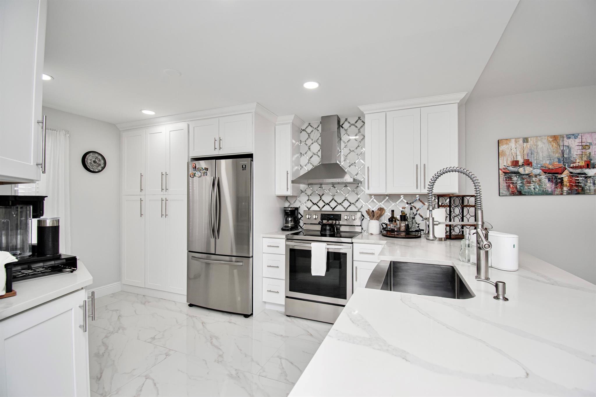 1629 Riverview Road 420