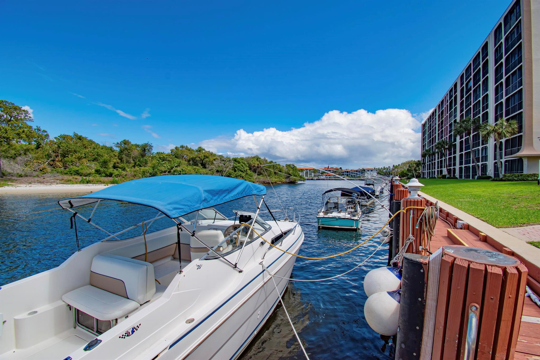 1629 Riverview Road 420