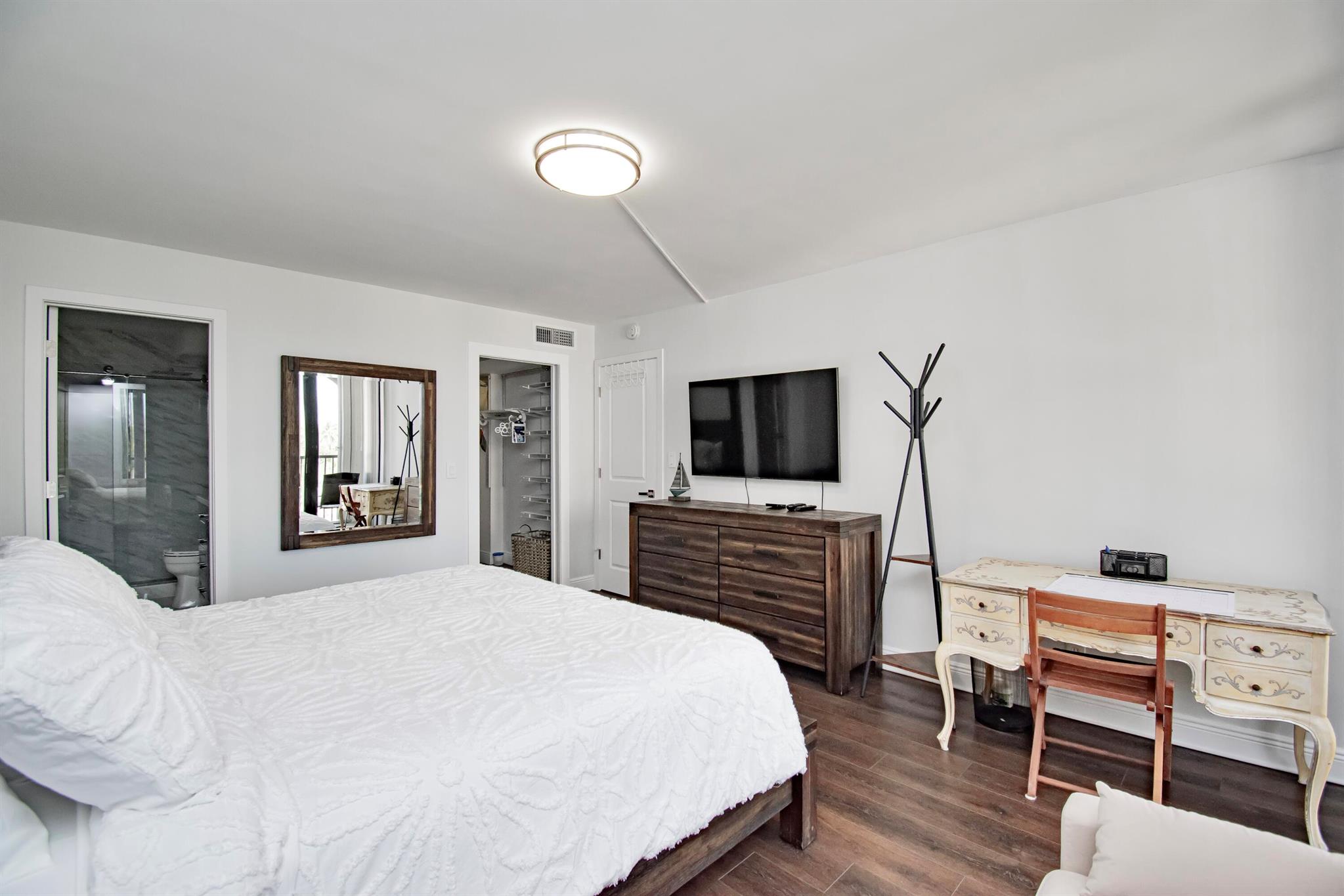 1629 Riverview Road 420