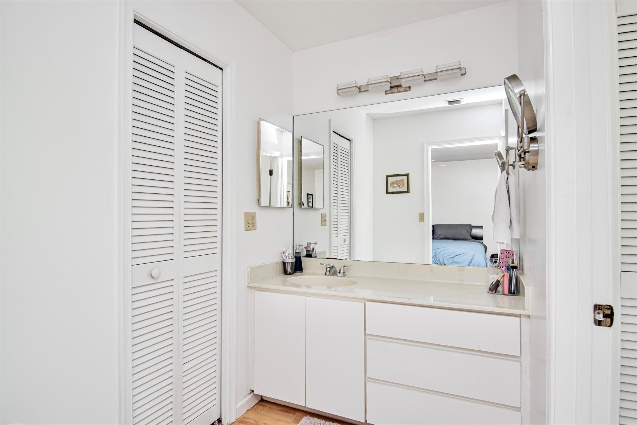 7984 Chula Vista Crescent