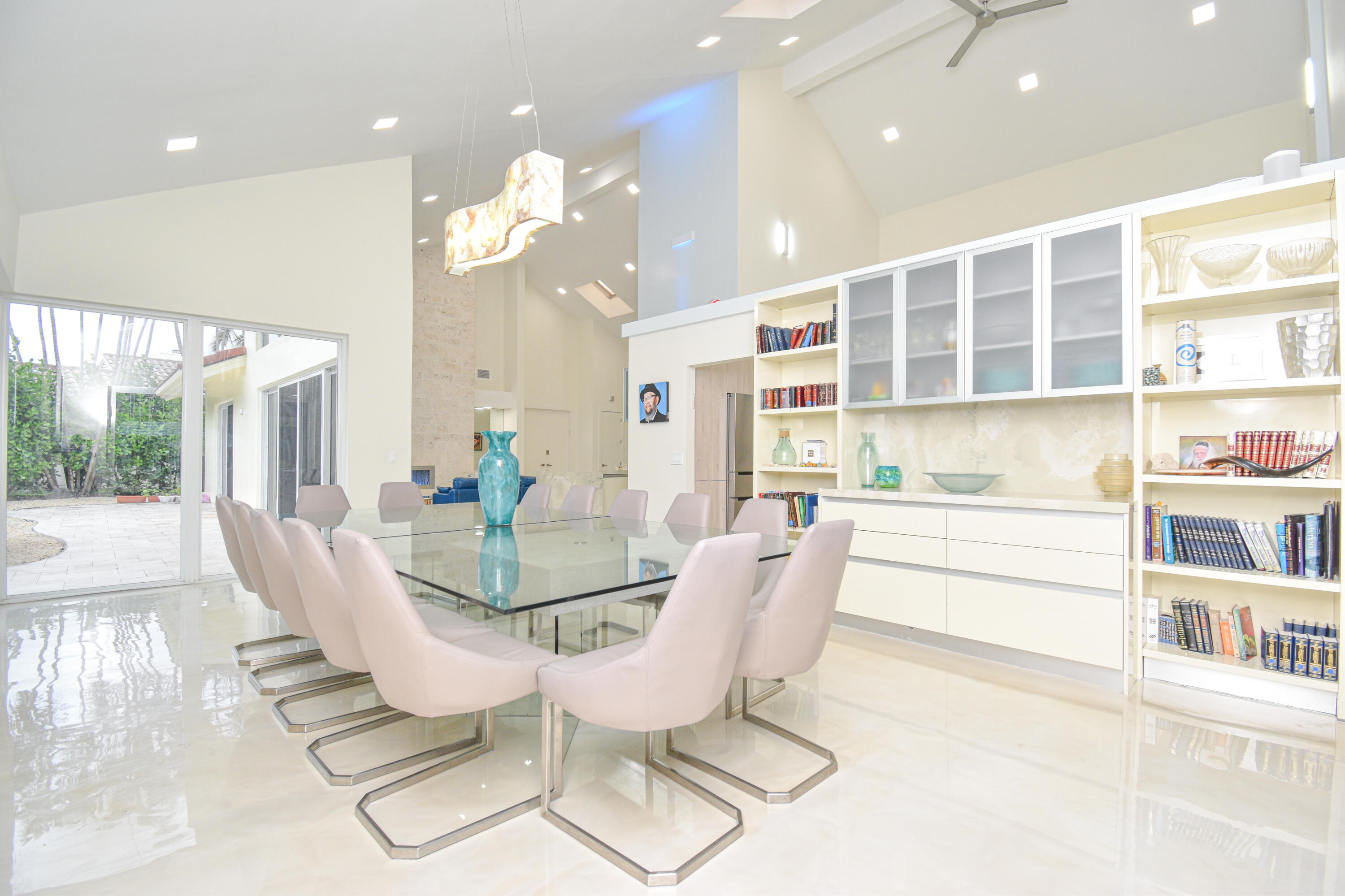 7351 Valencia Drive