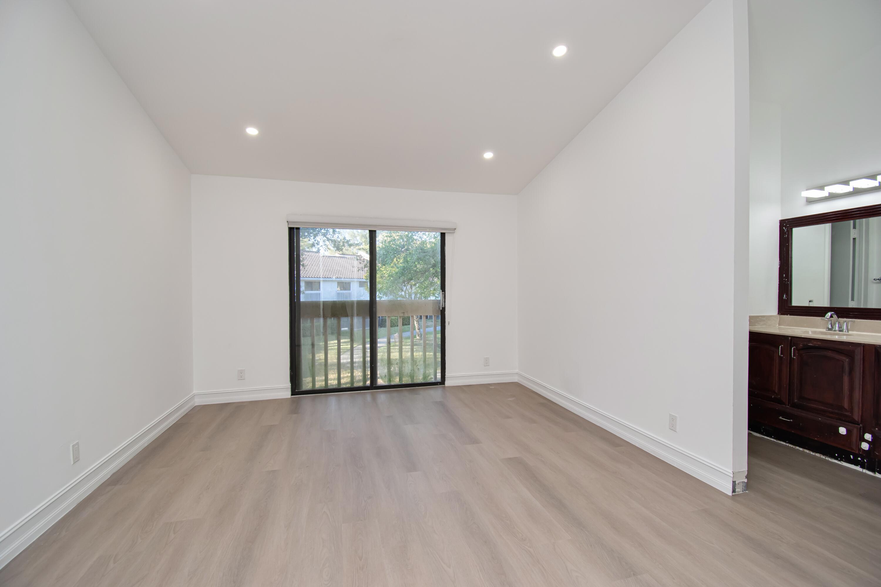 7790 Lago Del Mar Drive 904