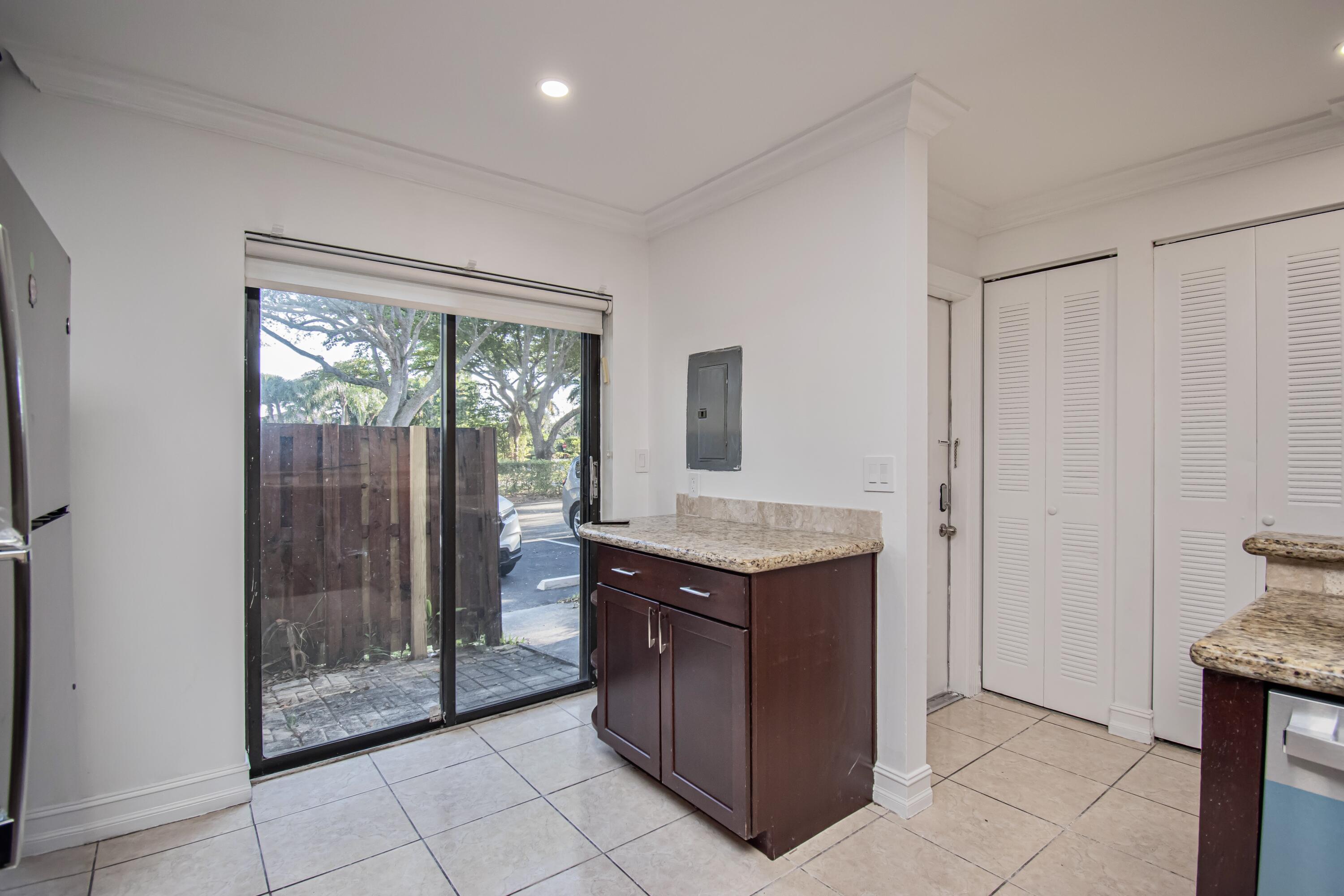 7790 Lago Del Mar Drive 904