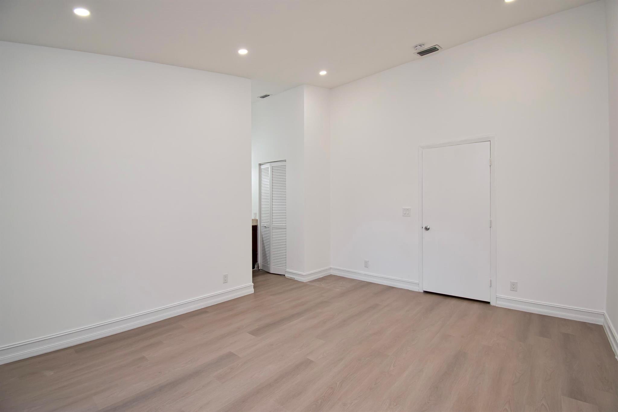 7790 Lago Del Mar Drive 904