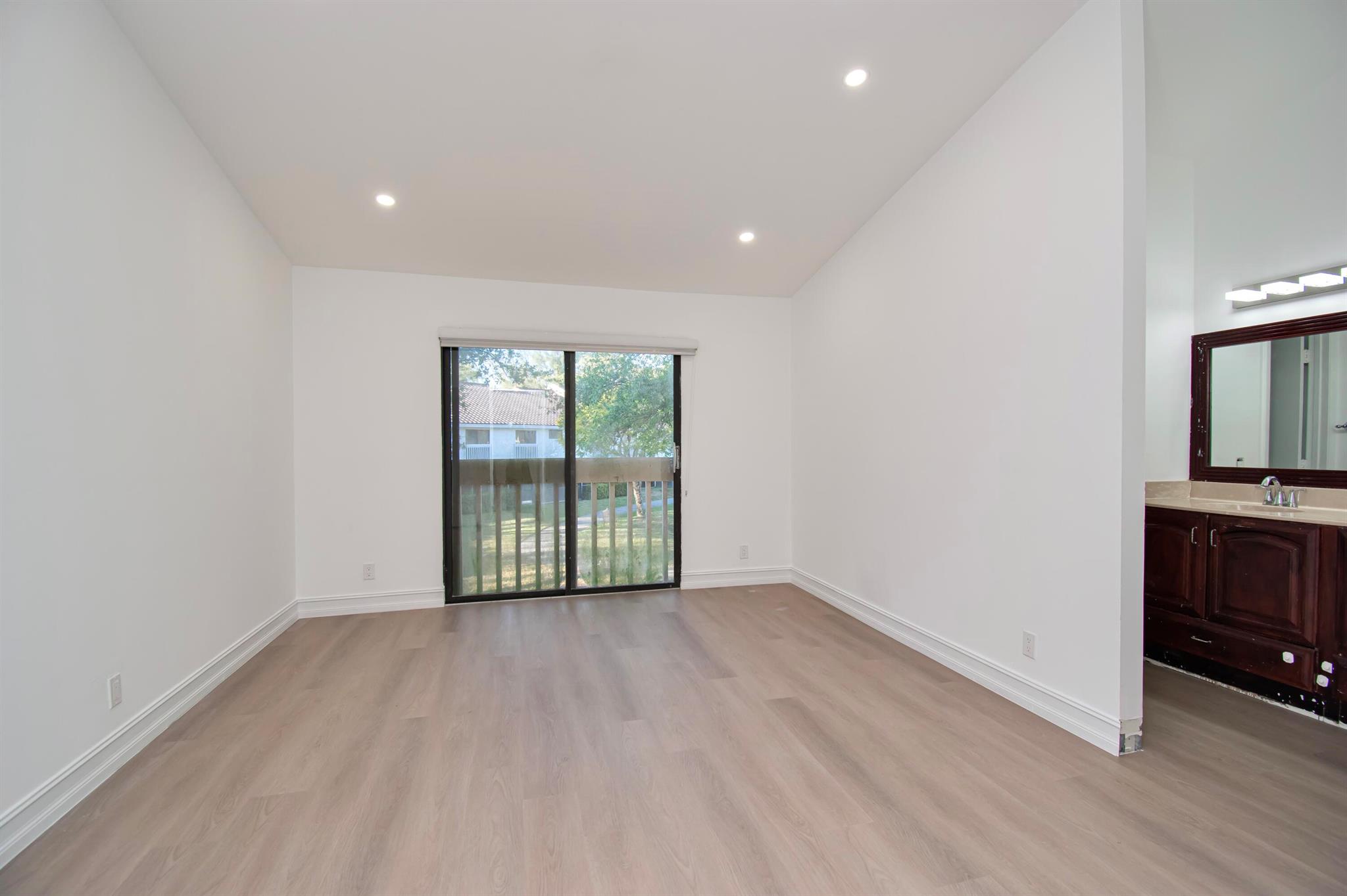 7790 Lago Del Mar Drive 904