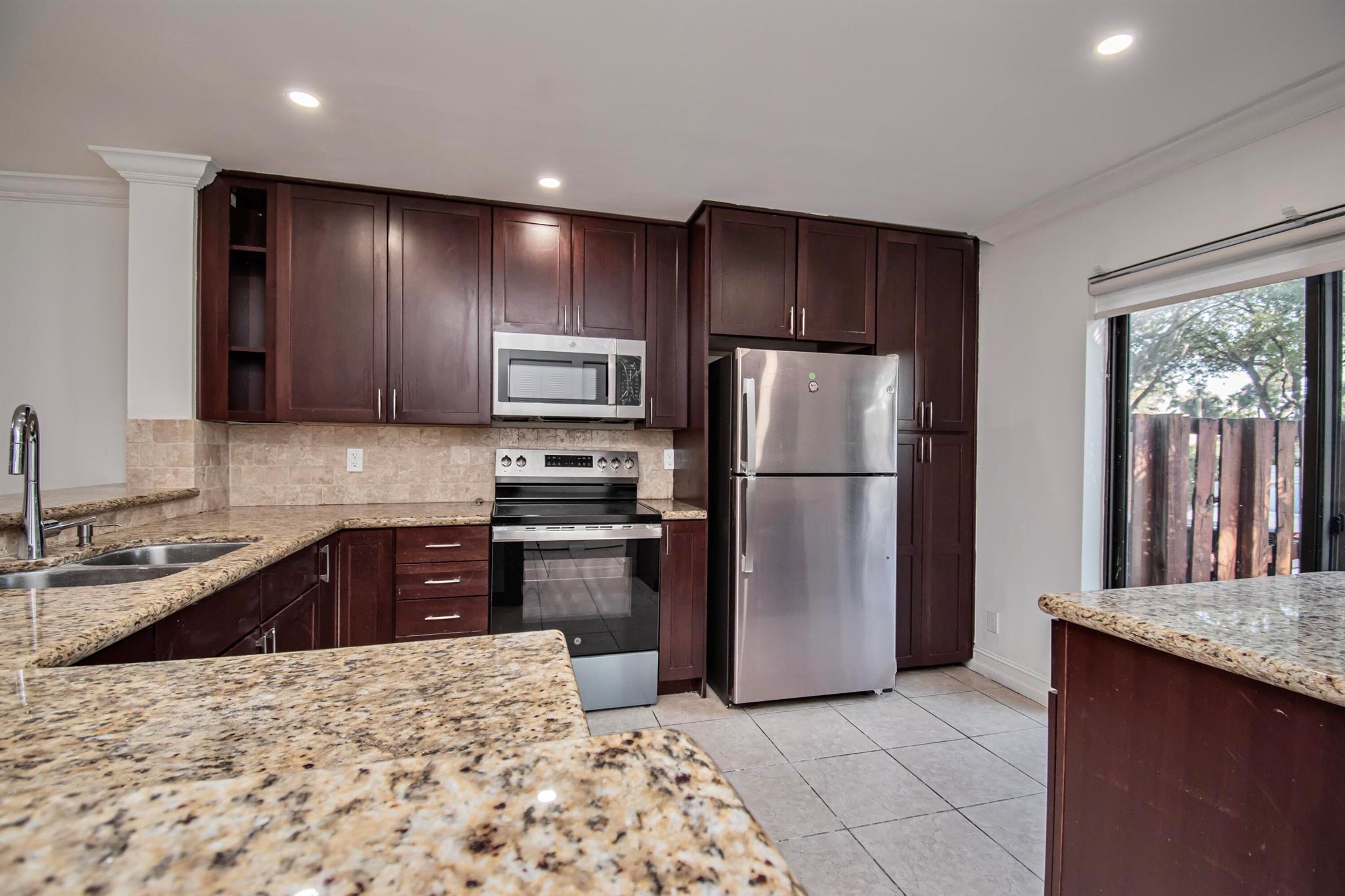 7790 Lago Del Mar Drive 904