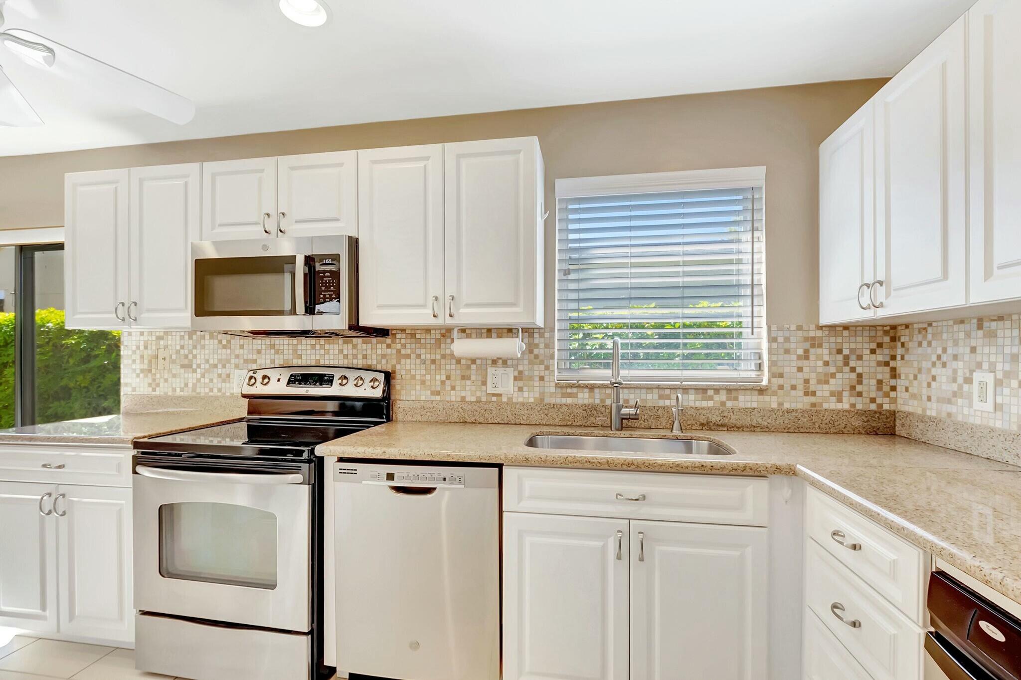21942 Cypress Drive 39b