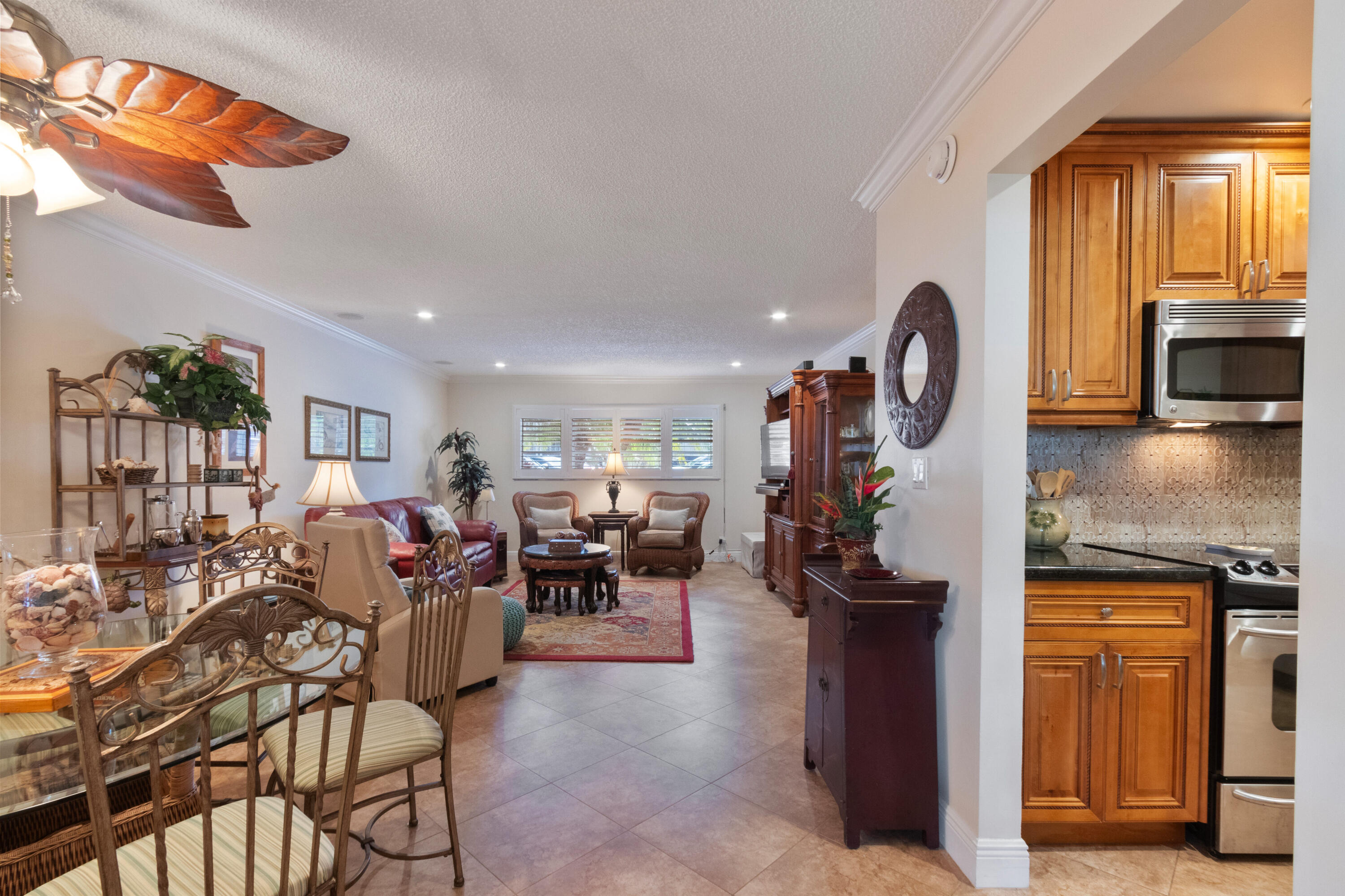 1198 Hillsboro Mile 126