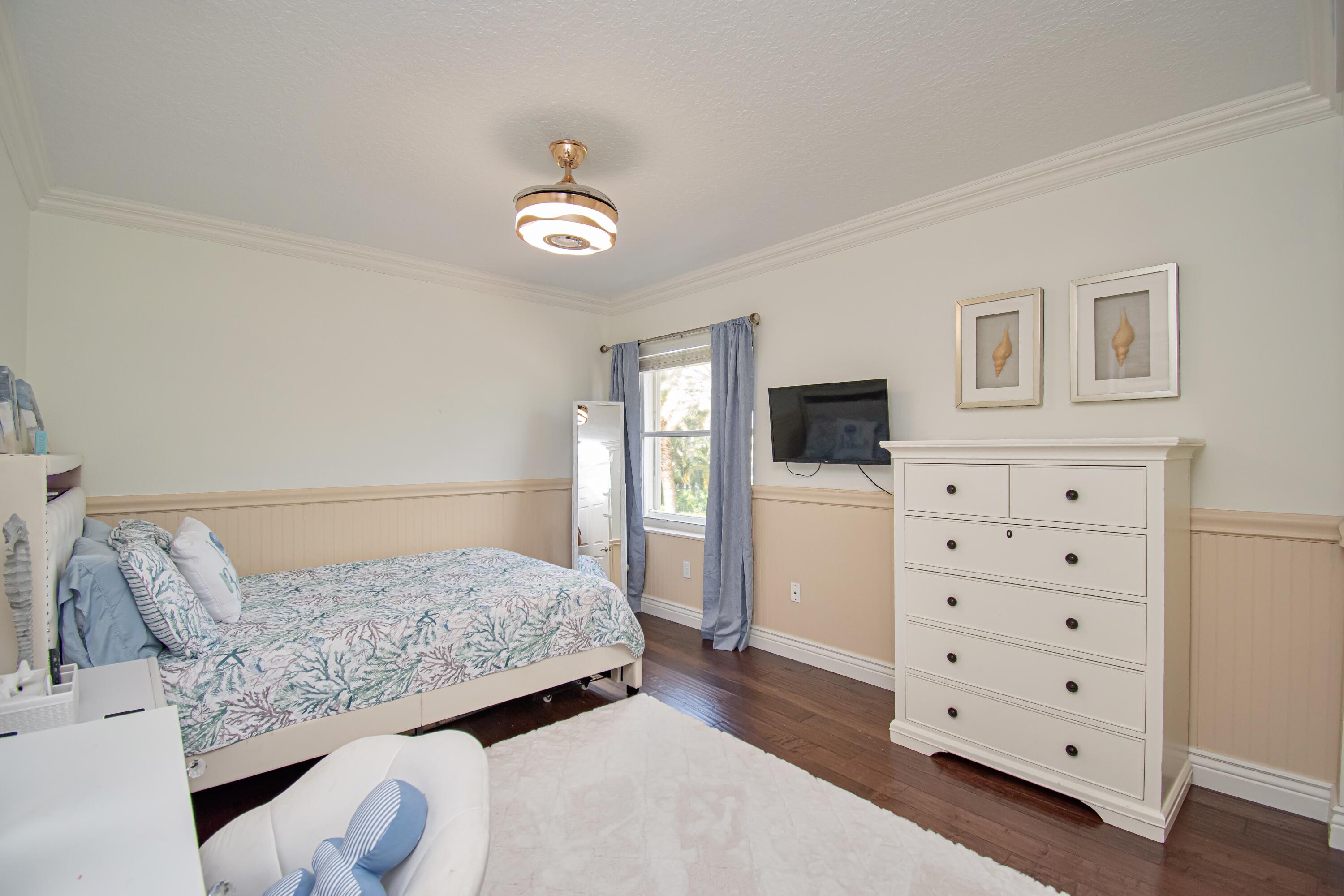 21734 Fall River Drive