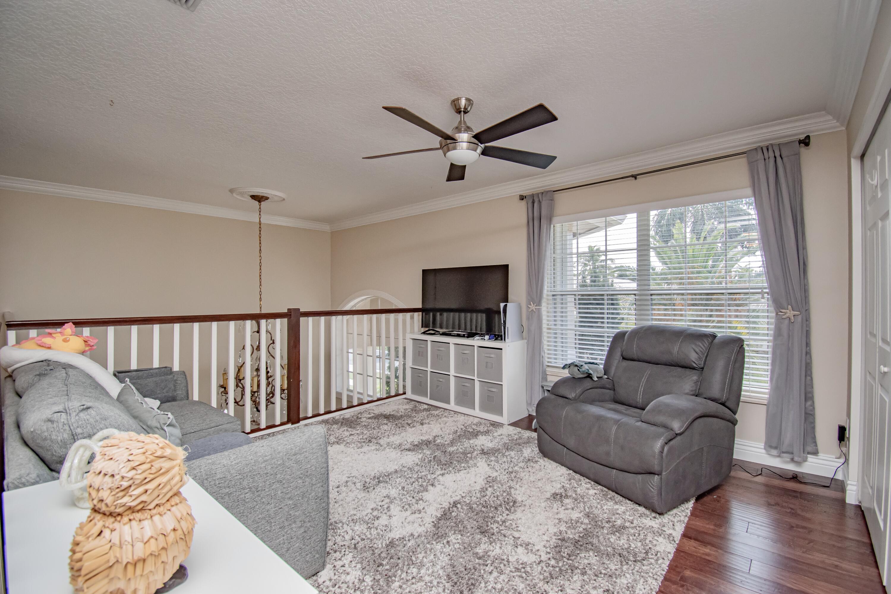 21734 Fall River Drive