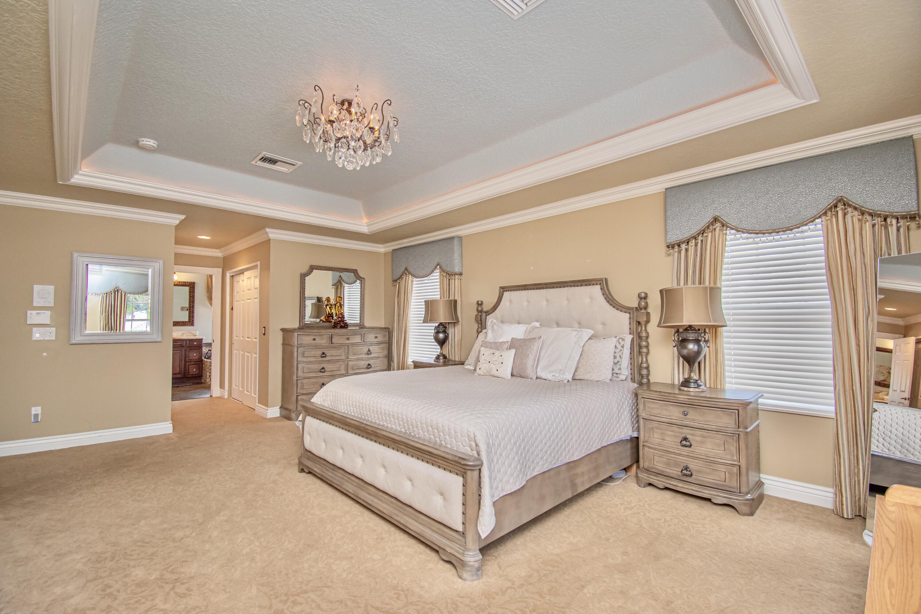 21734 Fall River Drive