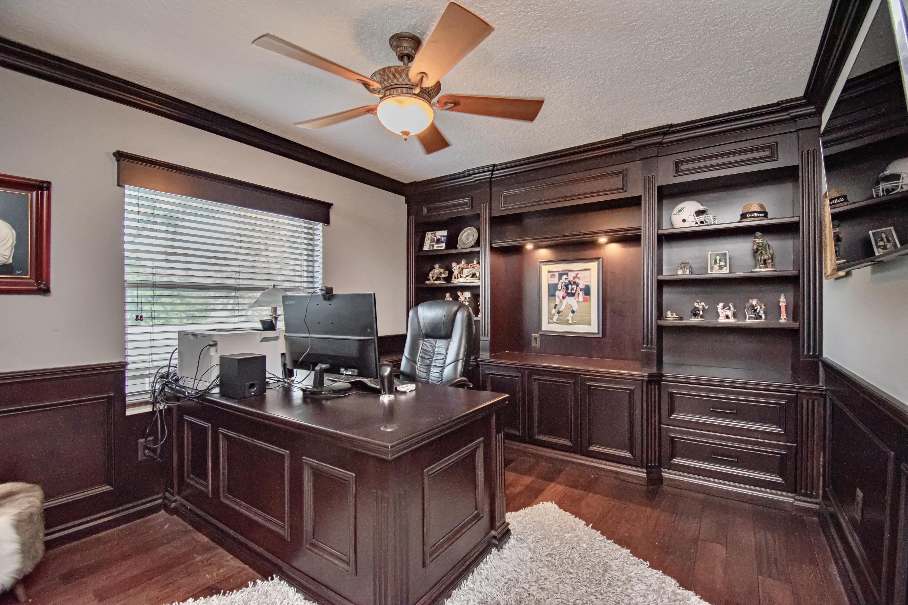 21734 Fall River Drive