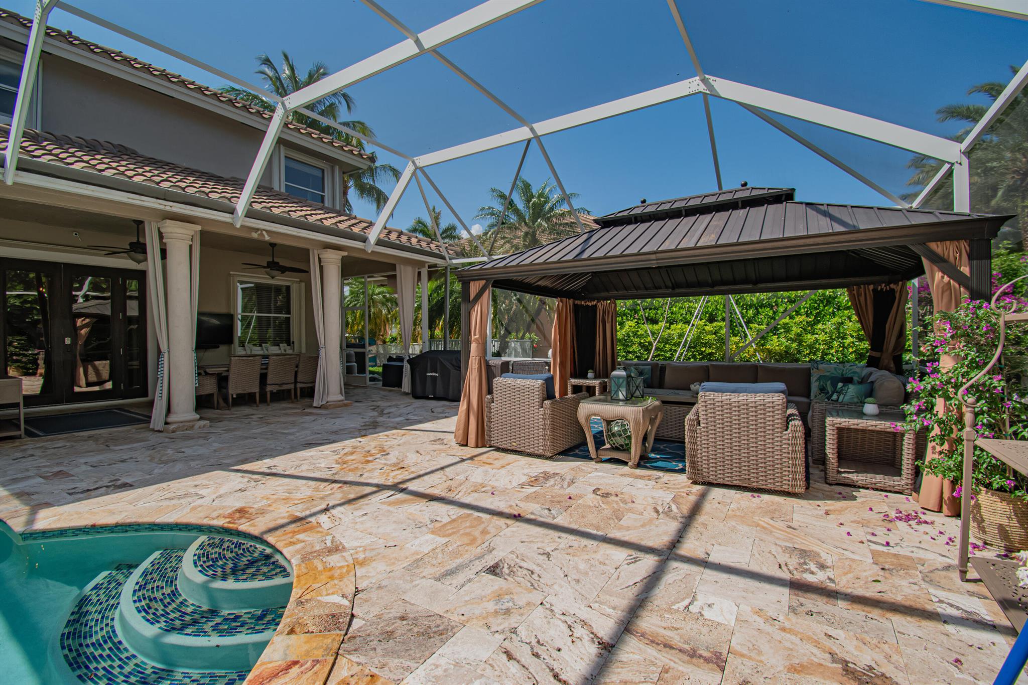 21734 Fall River Drive