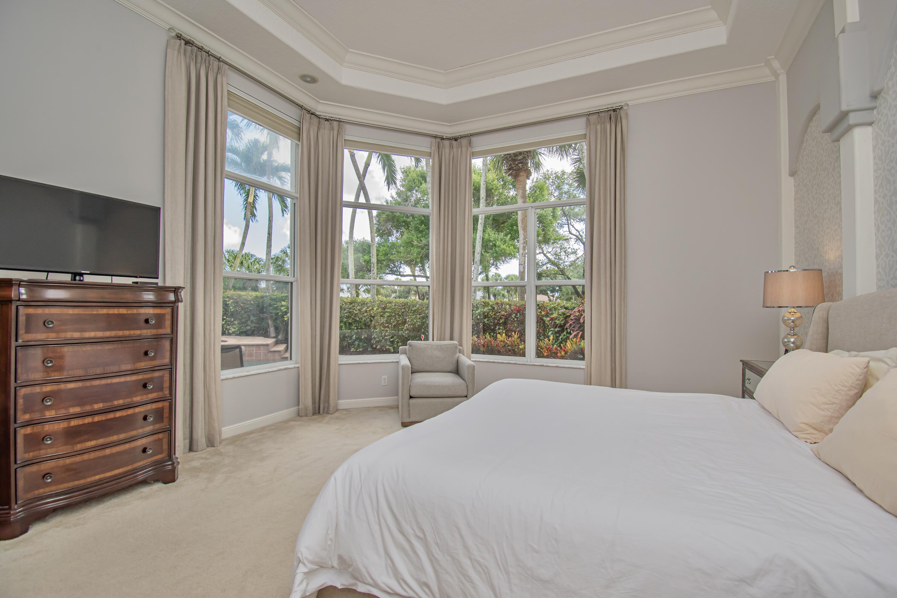 7929 Villa D Este Way