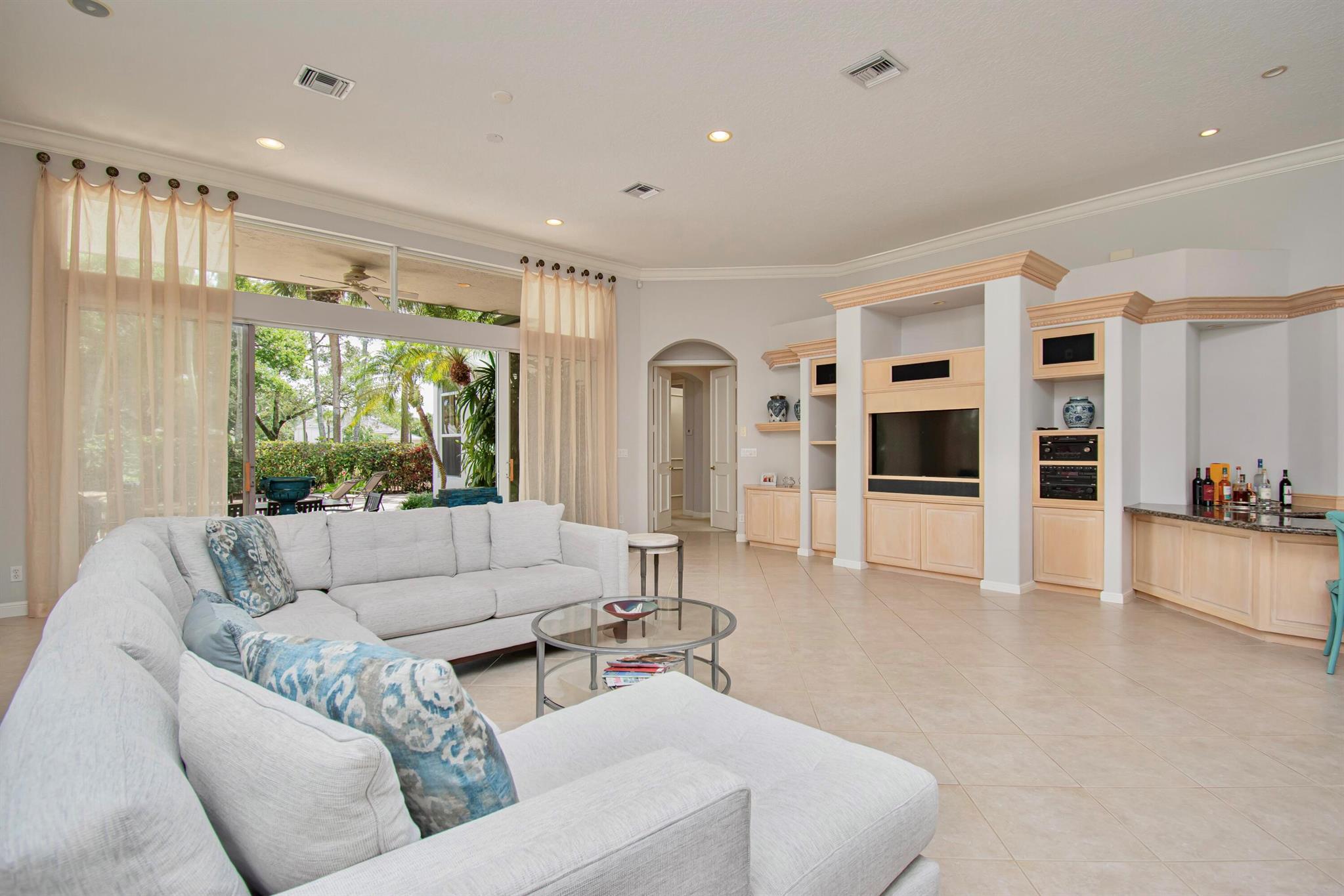 7929 Villa D Este Way