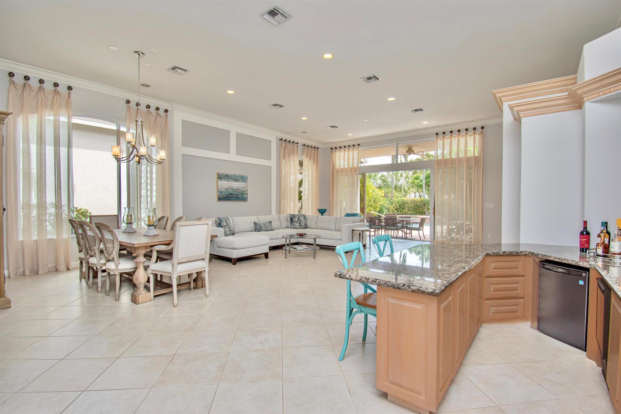 7929 Villa D Este Way