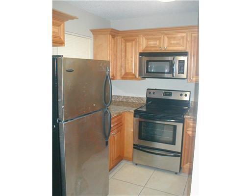 1566 Lake Crystal Drive F