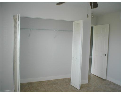 1566 Lake Crystal Drive F