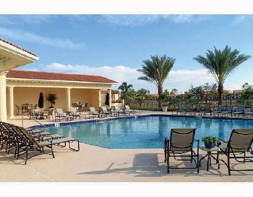 1566 Lake Crystal Drive F