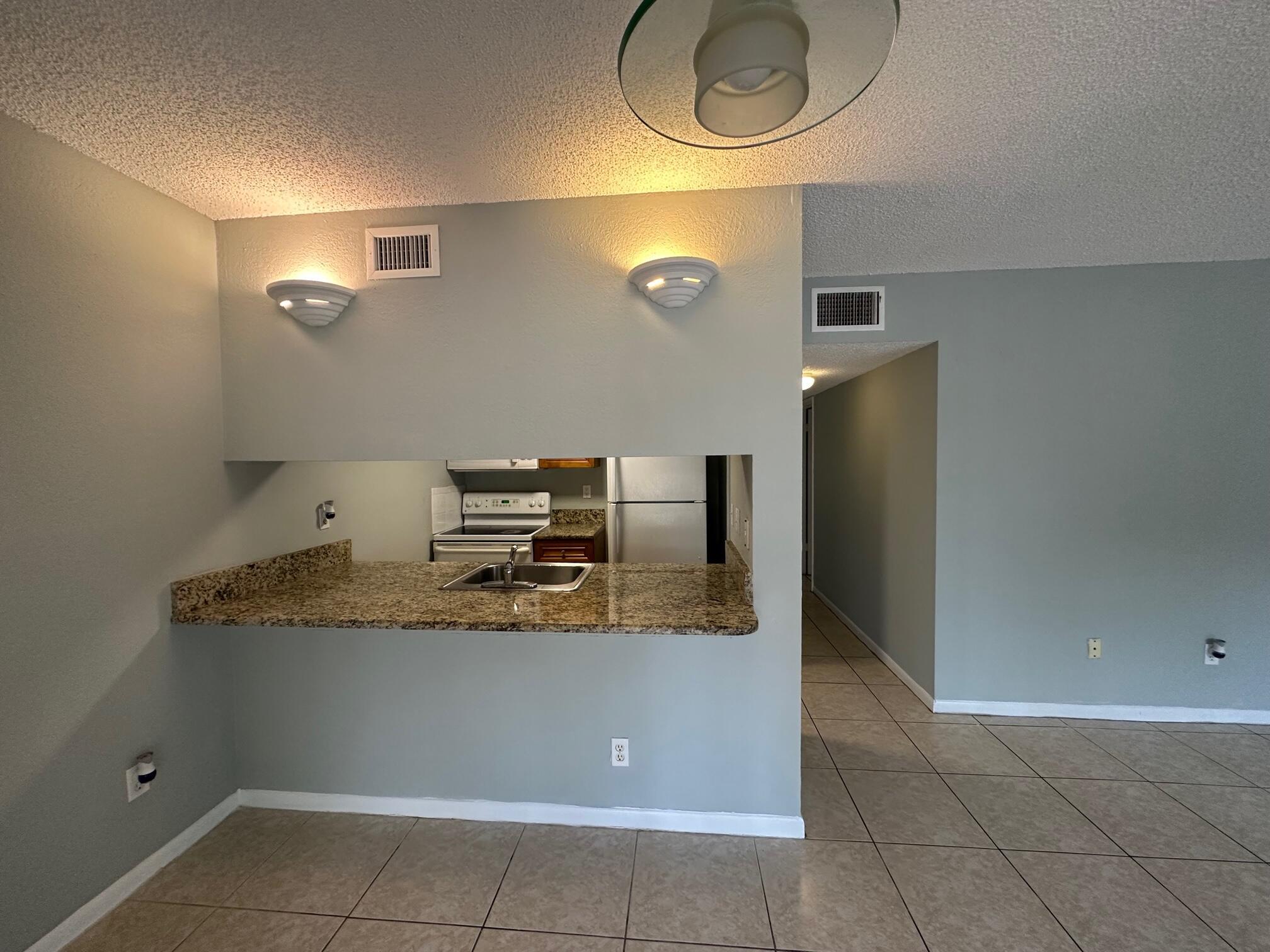 6031 10th Avenue N 118