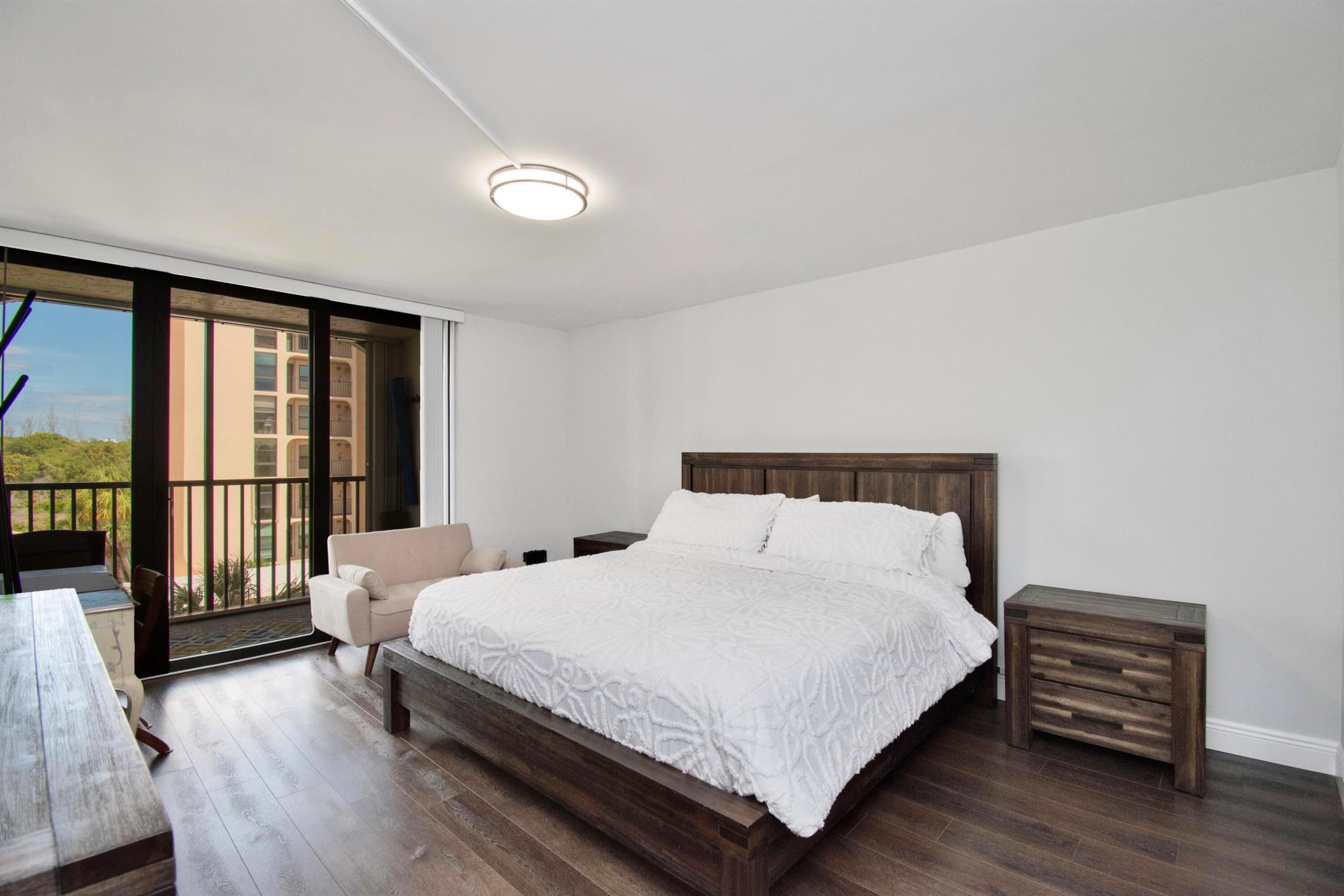 1629 Riverview Road 420