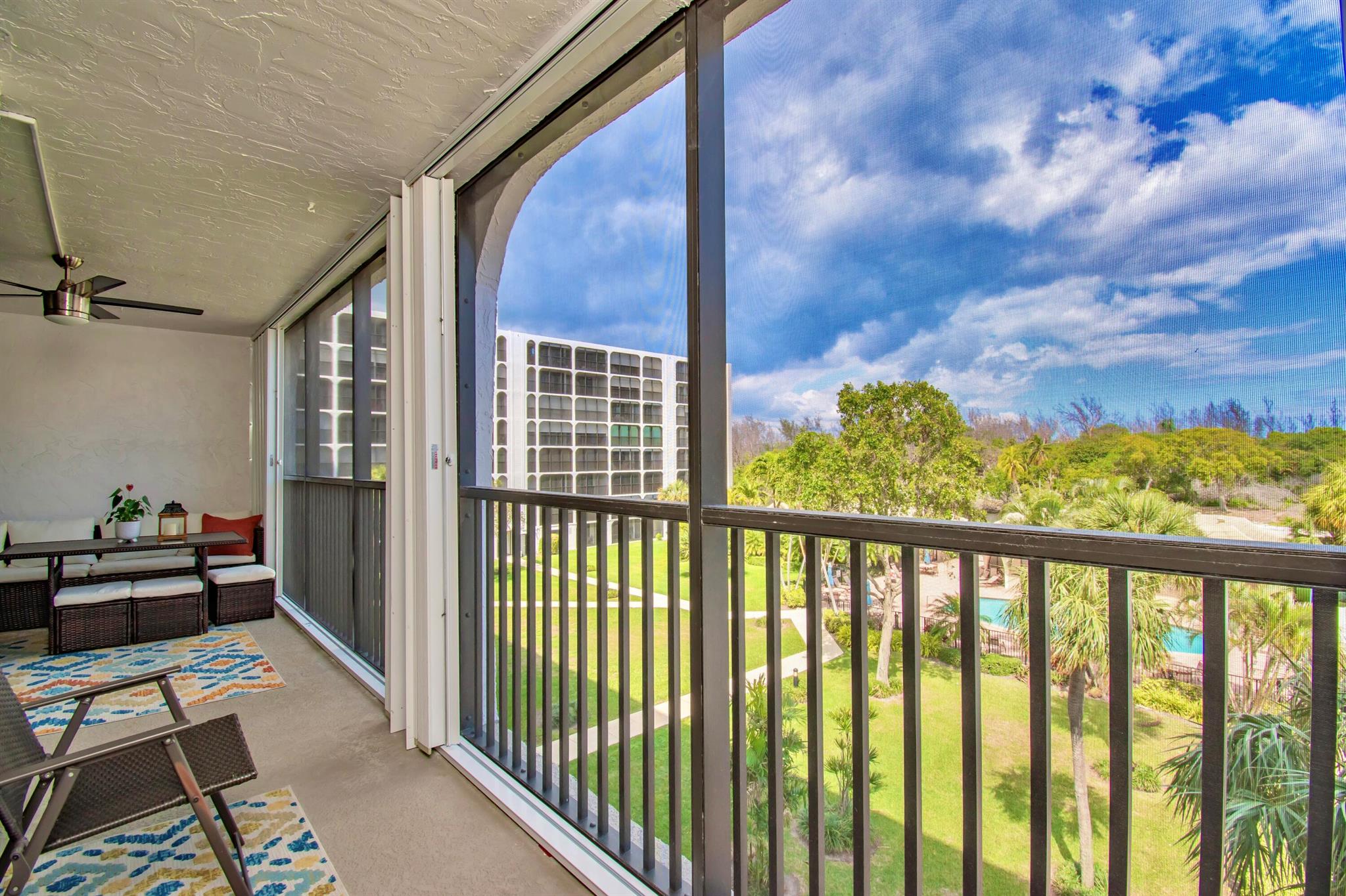 1629 Riverview Road 420