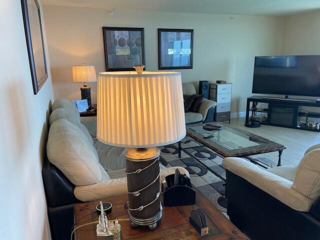 250 S Ocean Boulevard 11b