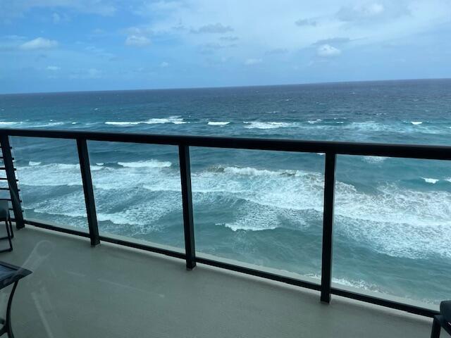 250 S Ocean Boulevard 11b