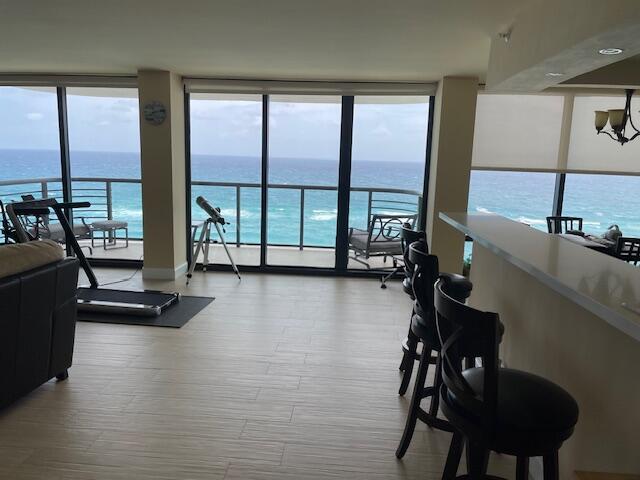 250 S Ocean Boulevard 11b
