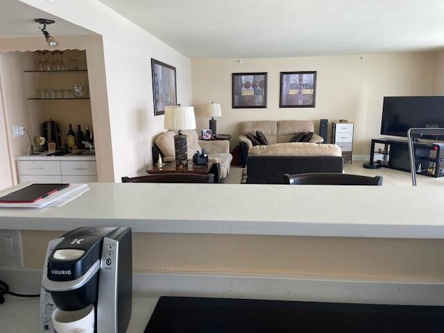 250 S Ocean Boulevard 11b