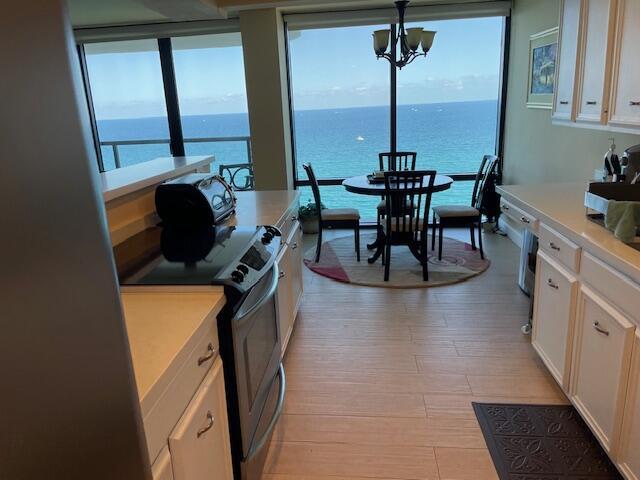 250 S Ocean Boulevard 11b