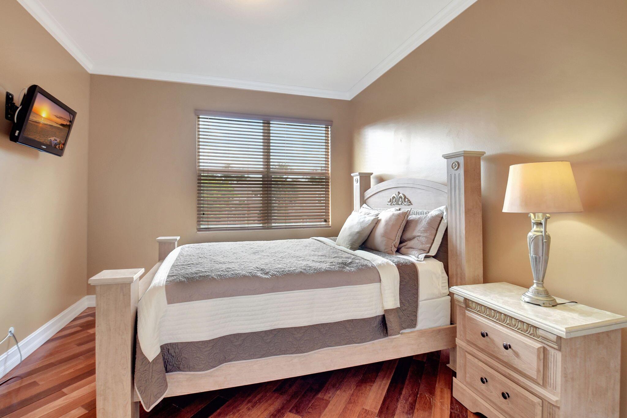 8841 Cobblestone Point Circle