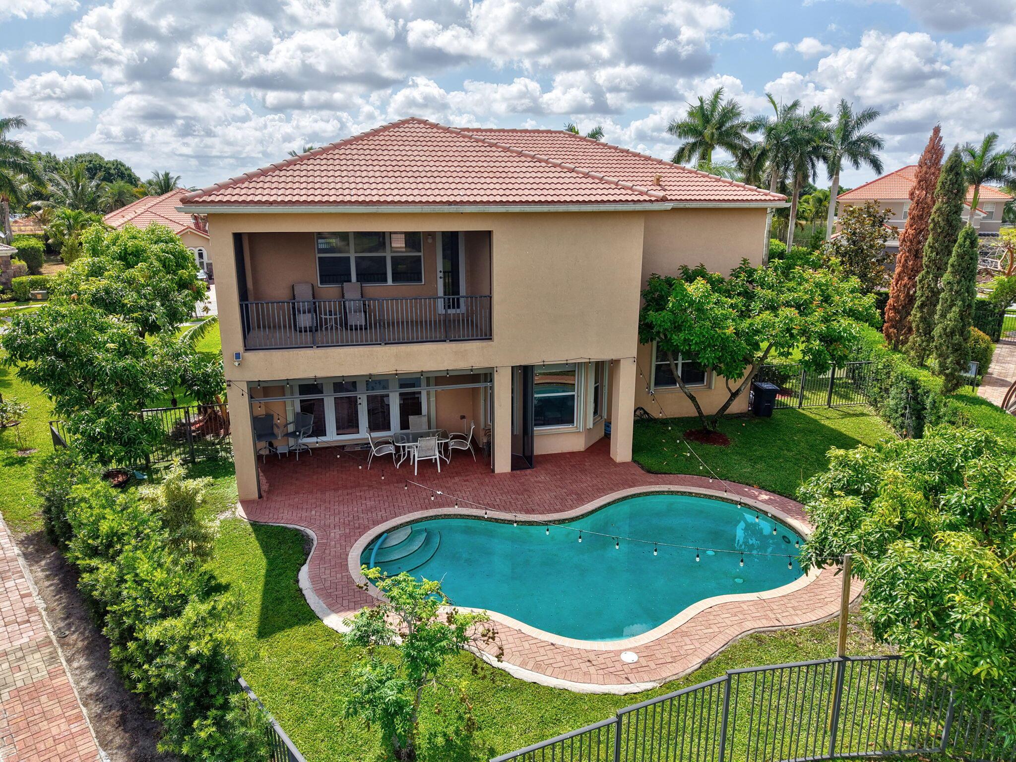 8841 Cobblestone Point Circle