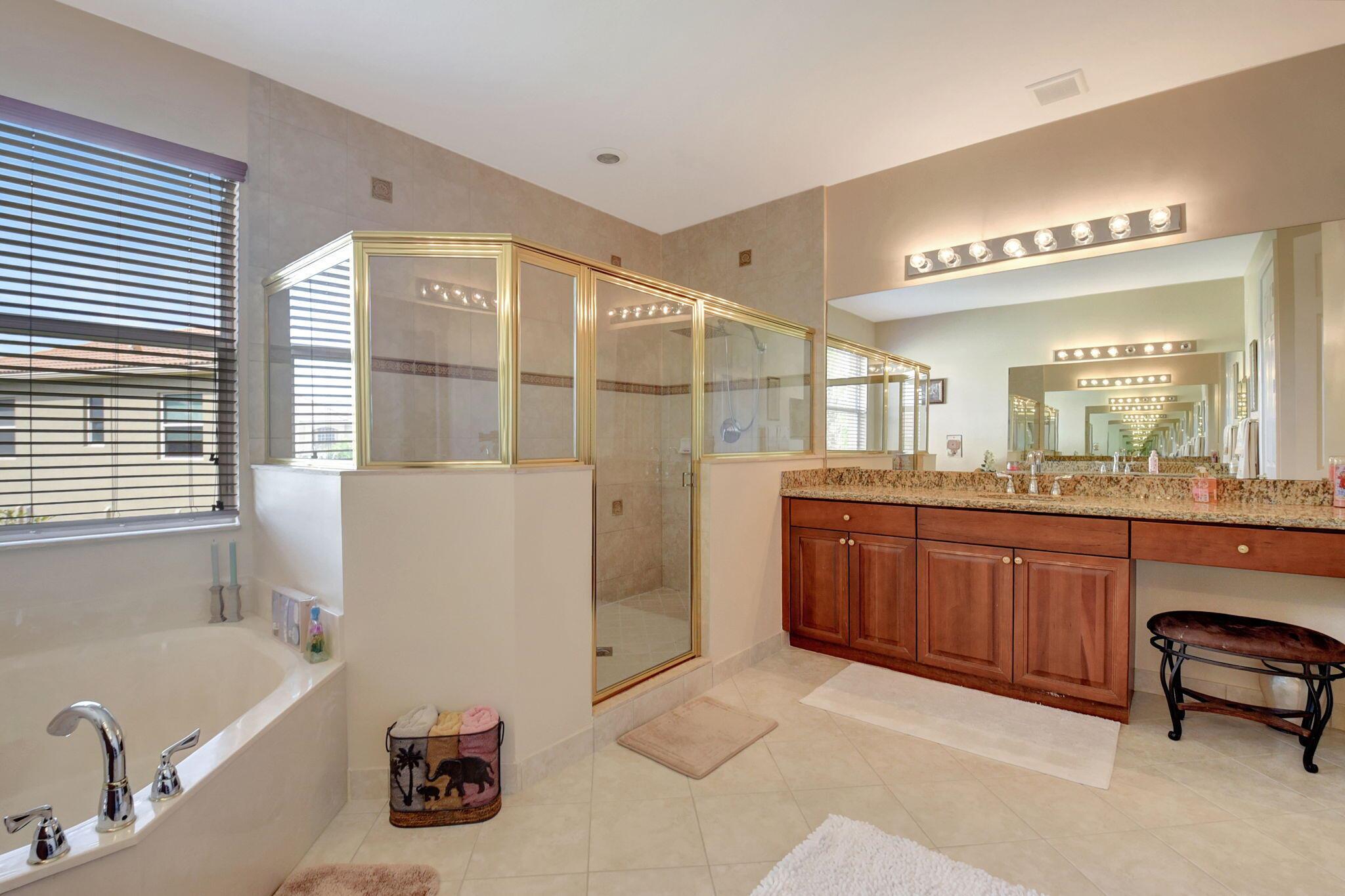 8841 Cobblestone Point Circle