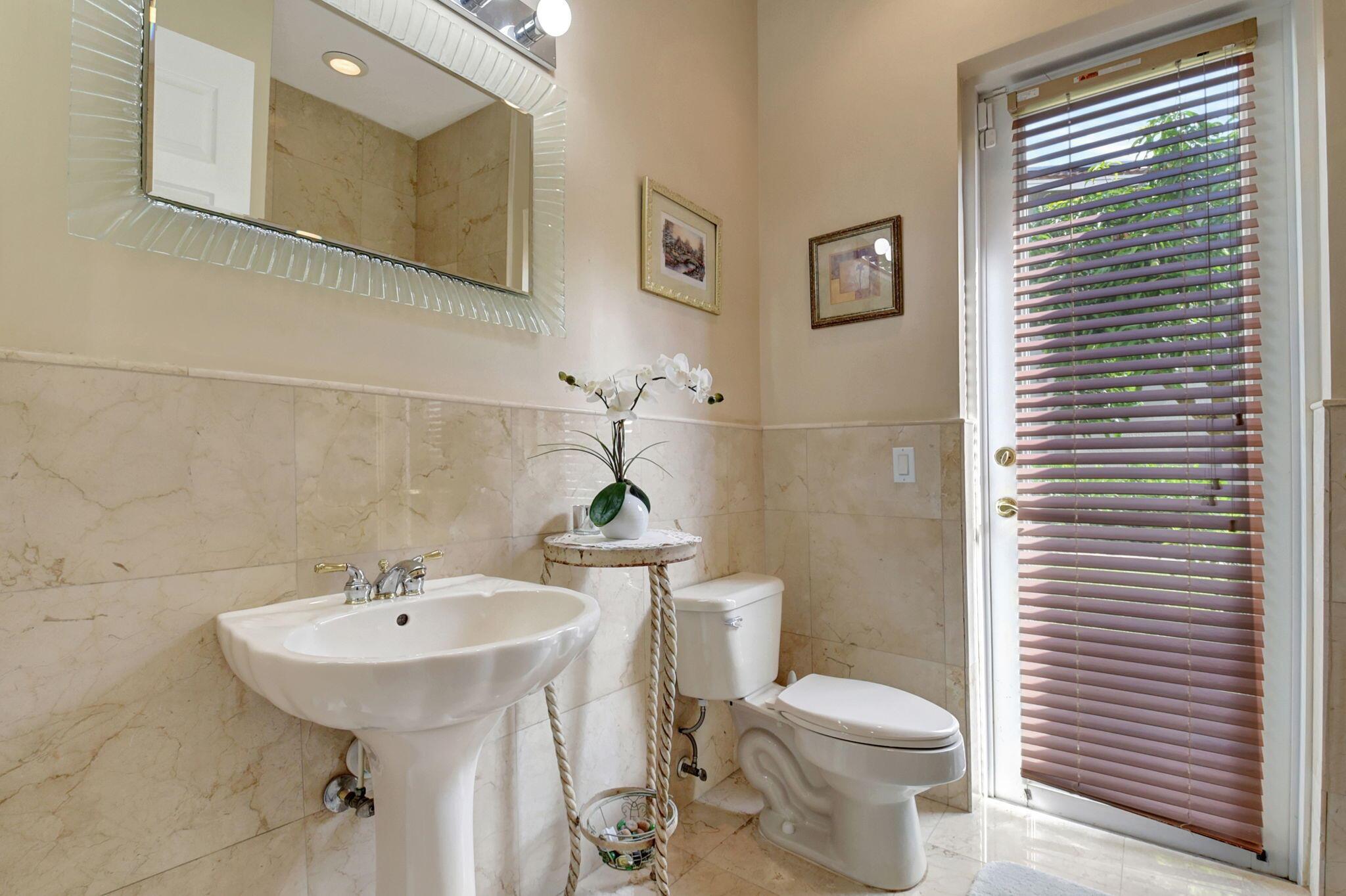 8841 Cobblestone Point Circle