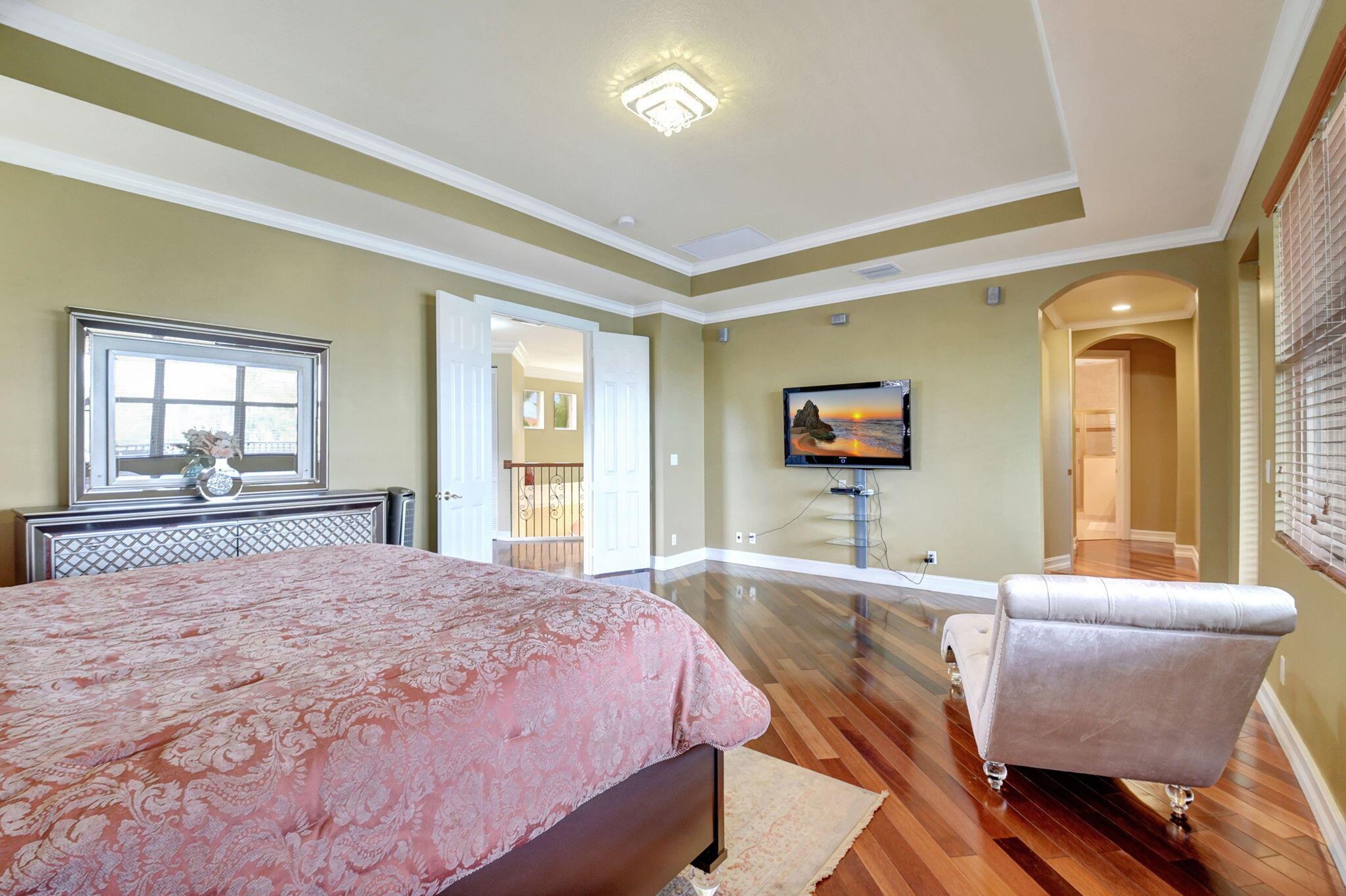 8841 Cobblestone Point Circle