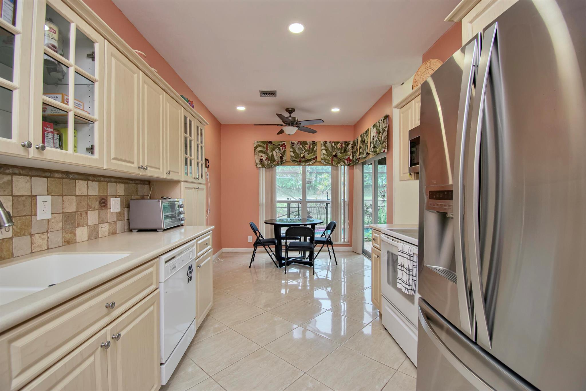 7811 Villa Nova Drive