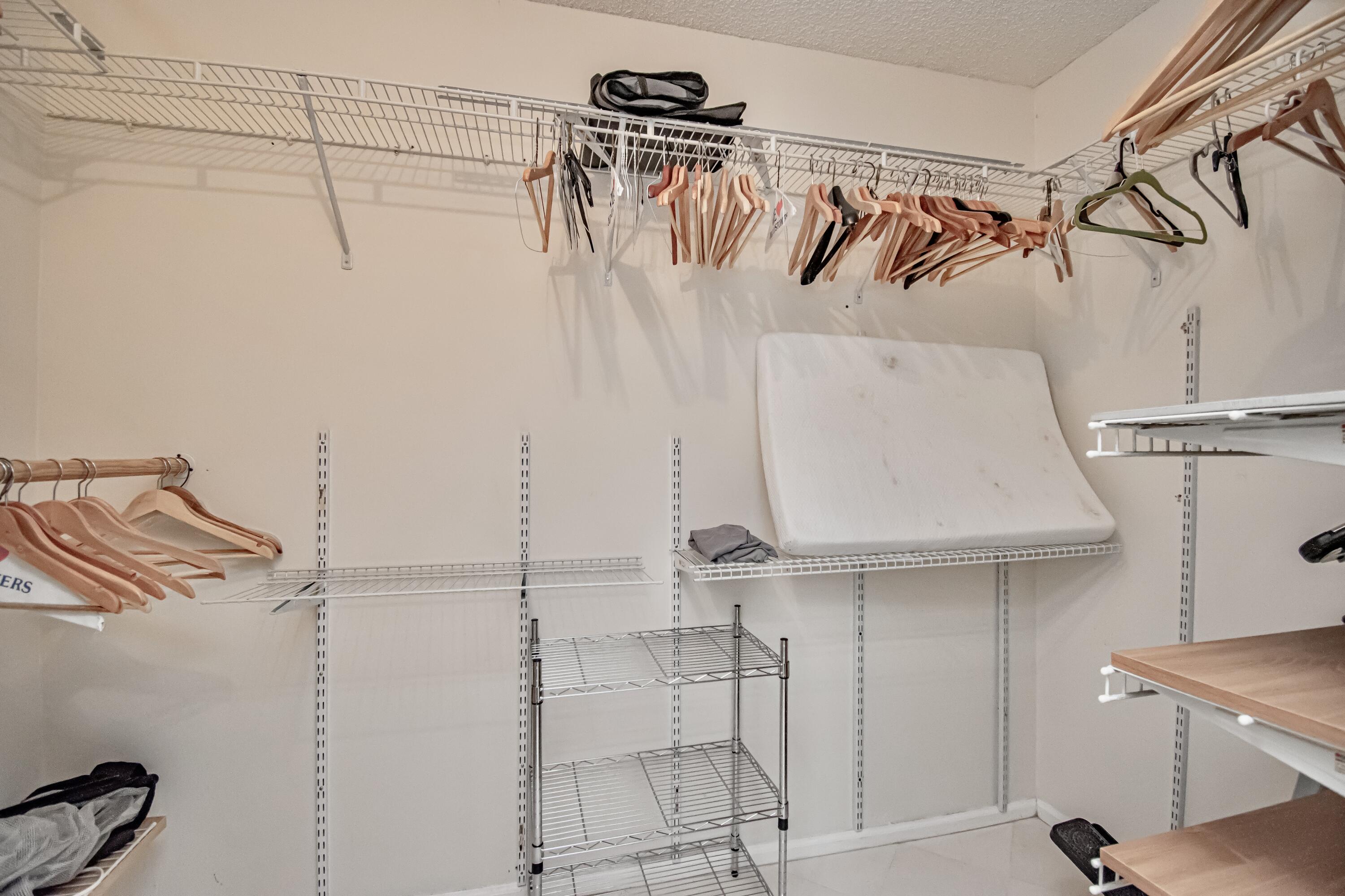 7811 Villa Nova Drive