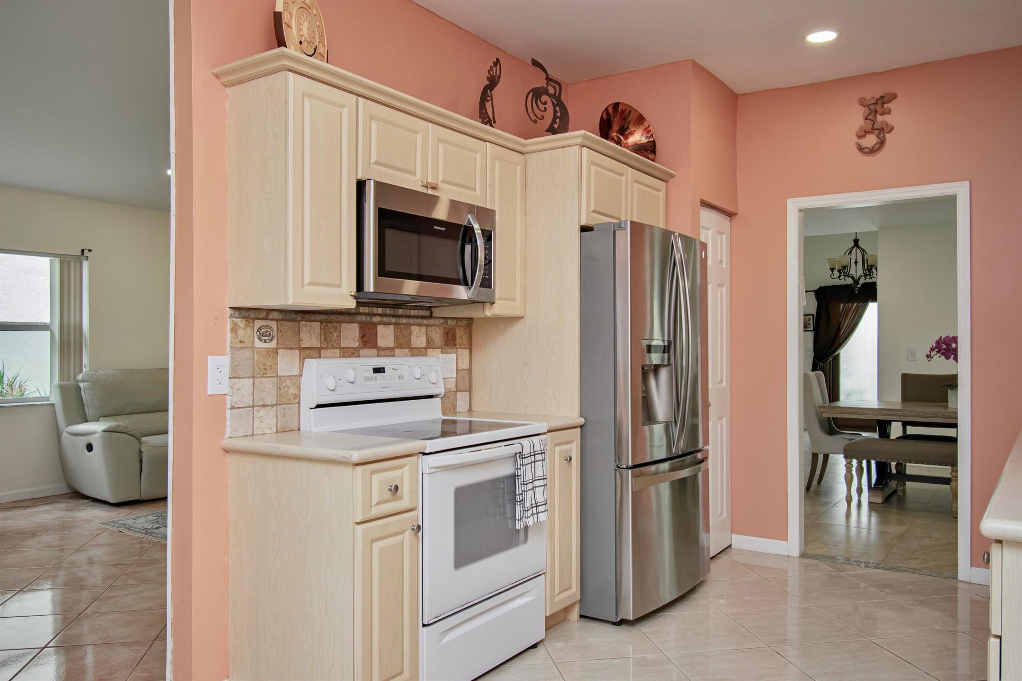 7811 Villa Nova Drive