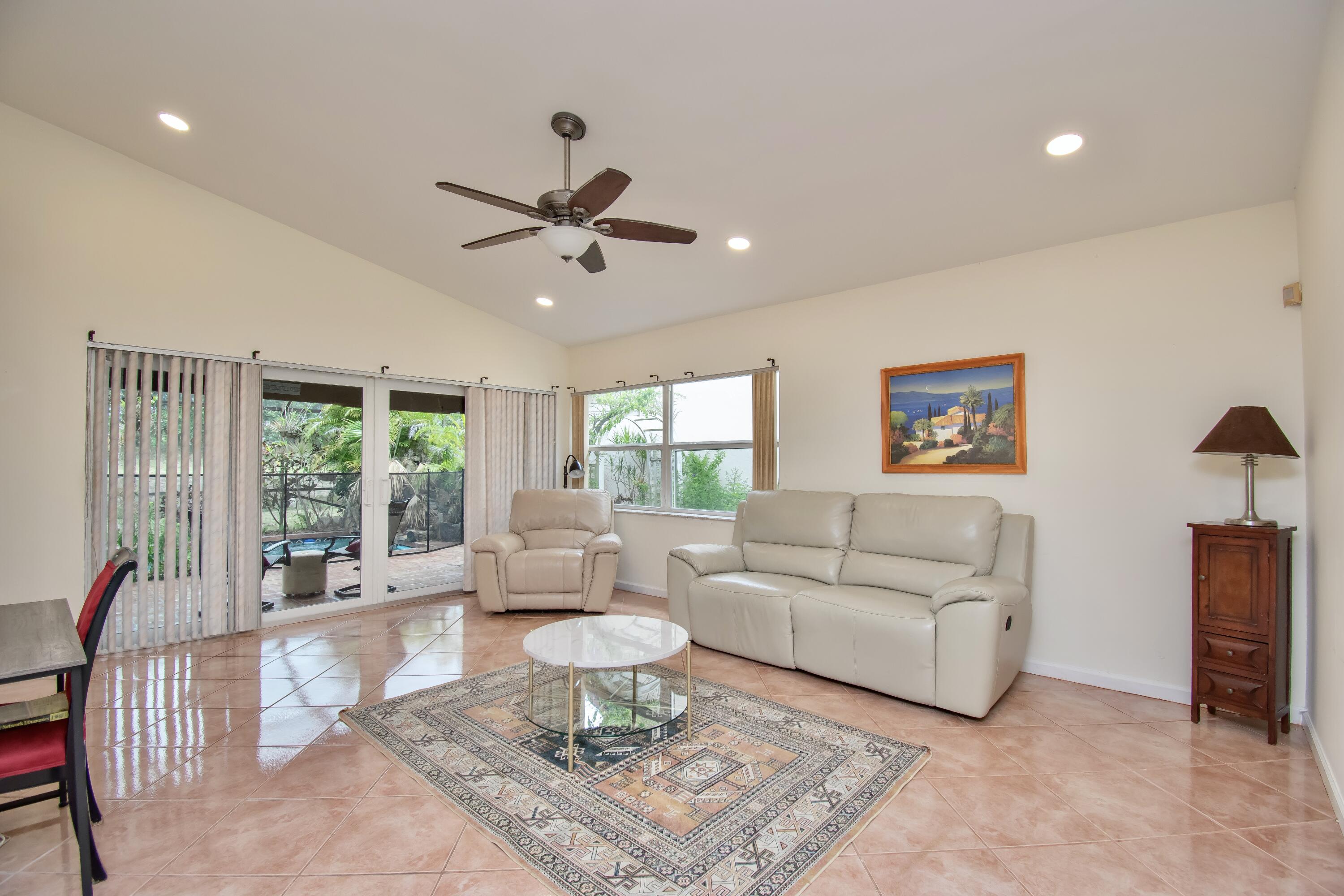 7811 Villa Nova Drive