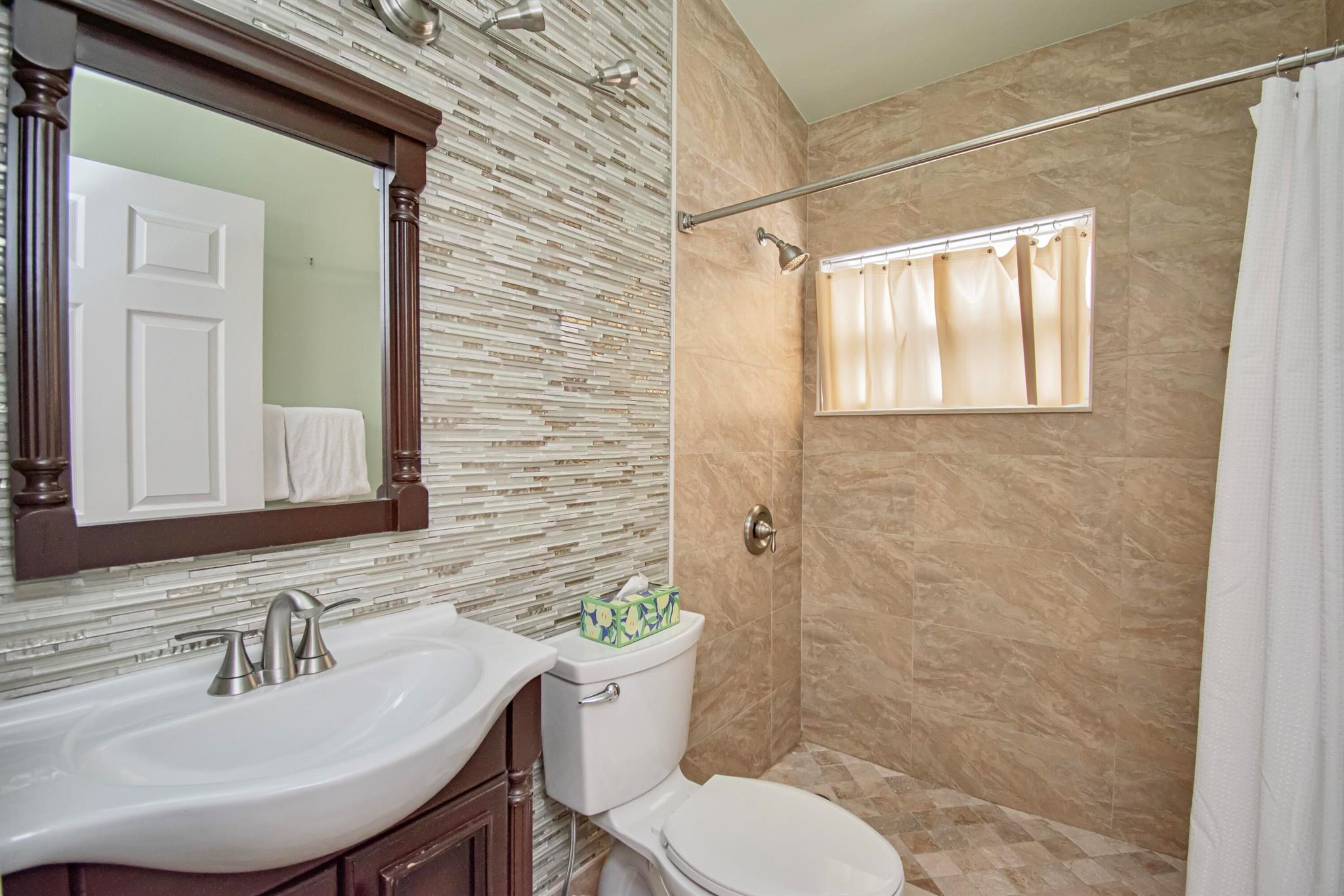 7811 Villa Nova Drive